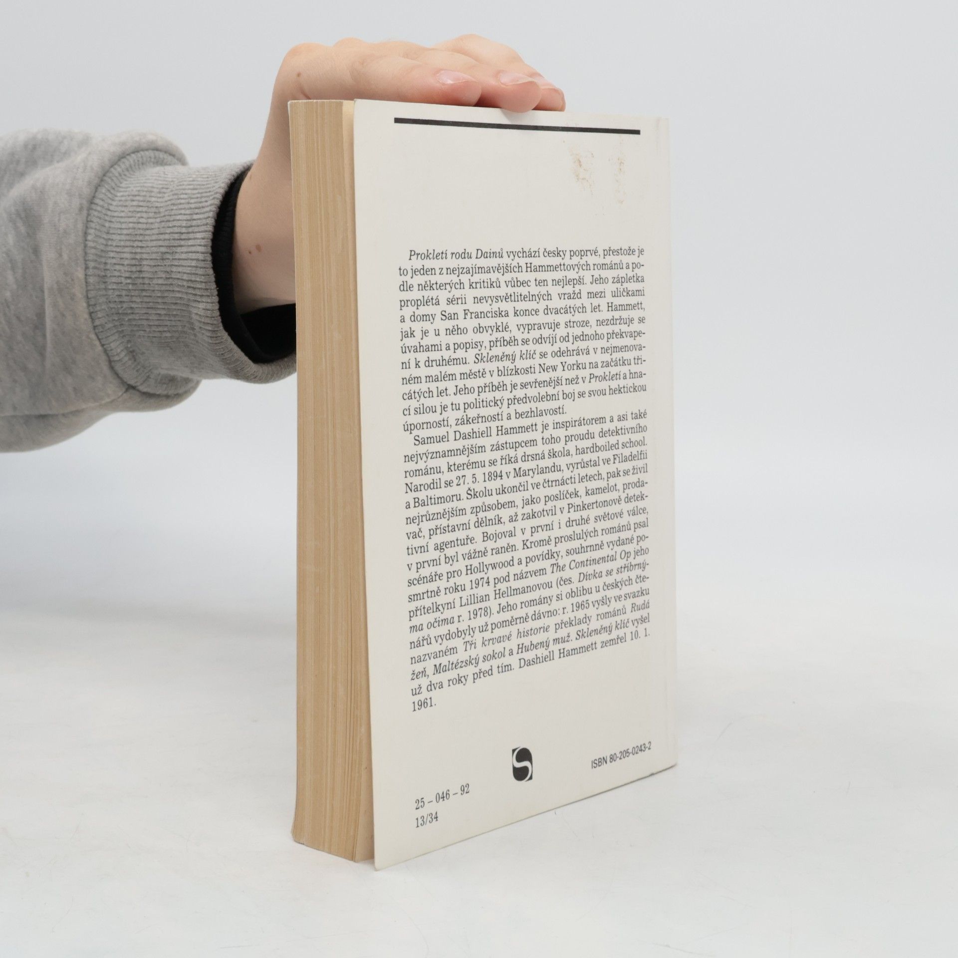 Dashiell Hammett Prokletí rodu Dainů. Skleněný klíč