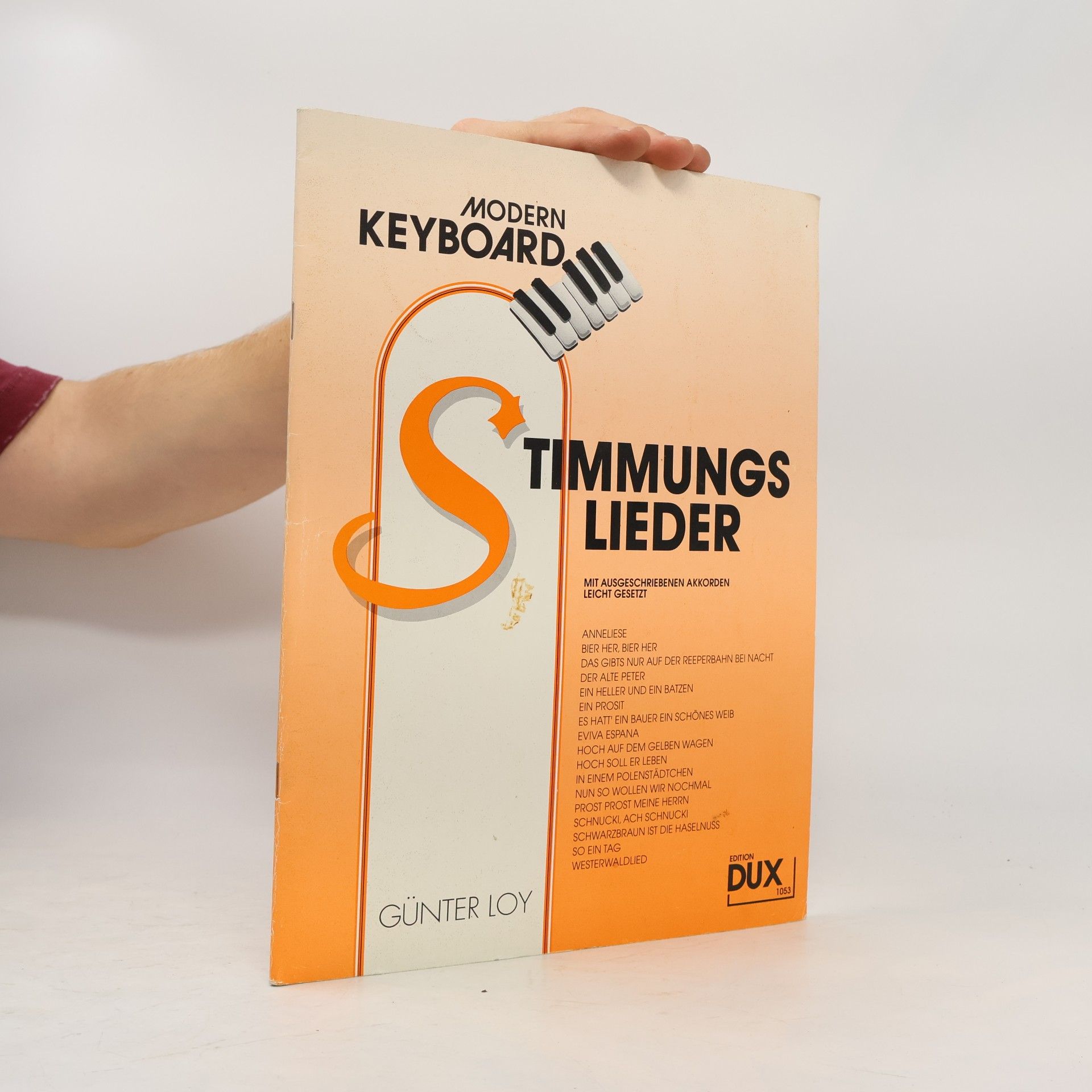 Modern Keyboard. Stimmungslieder