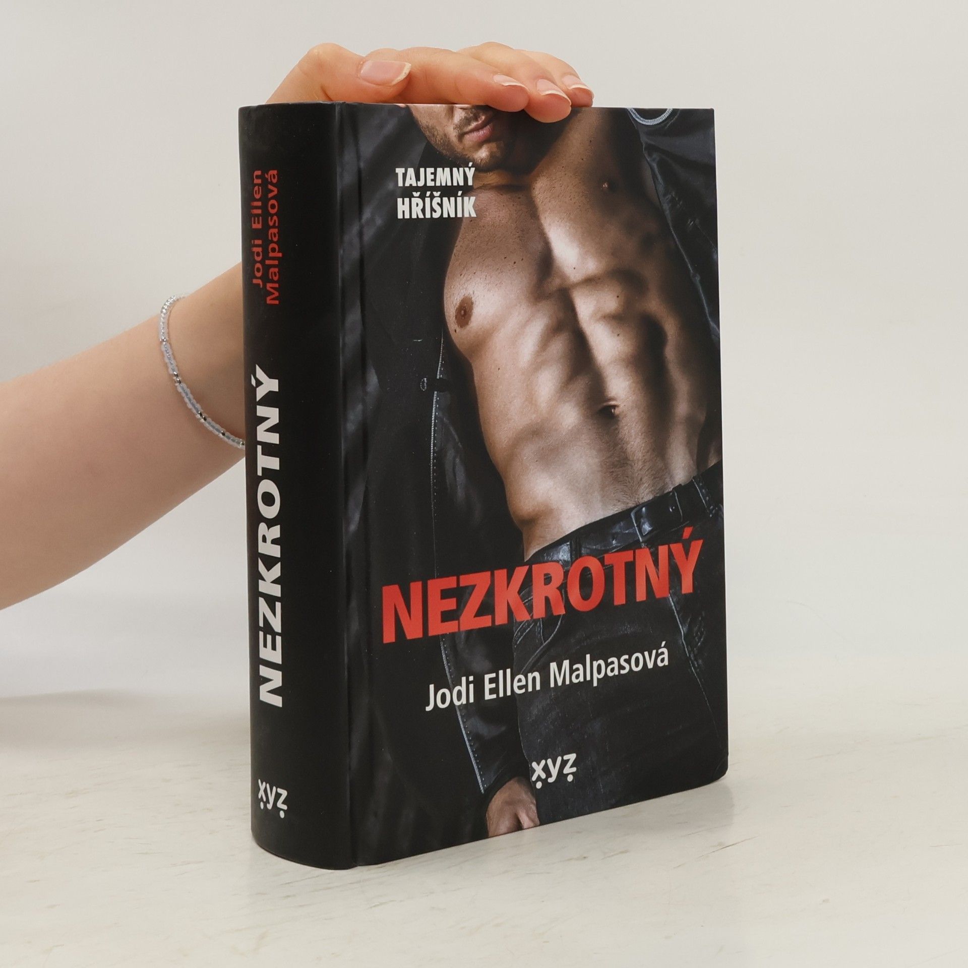 Jodi Ellen Malpas Tajemný hříšník. Nezkrotný