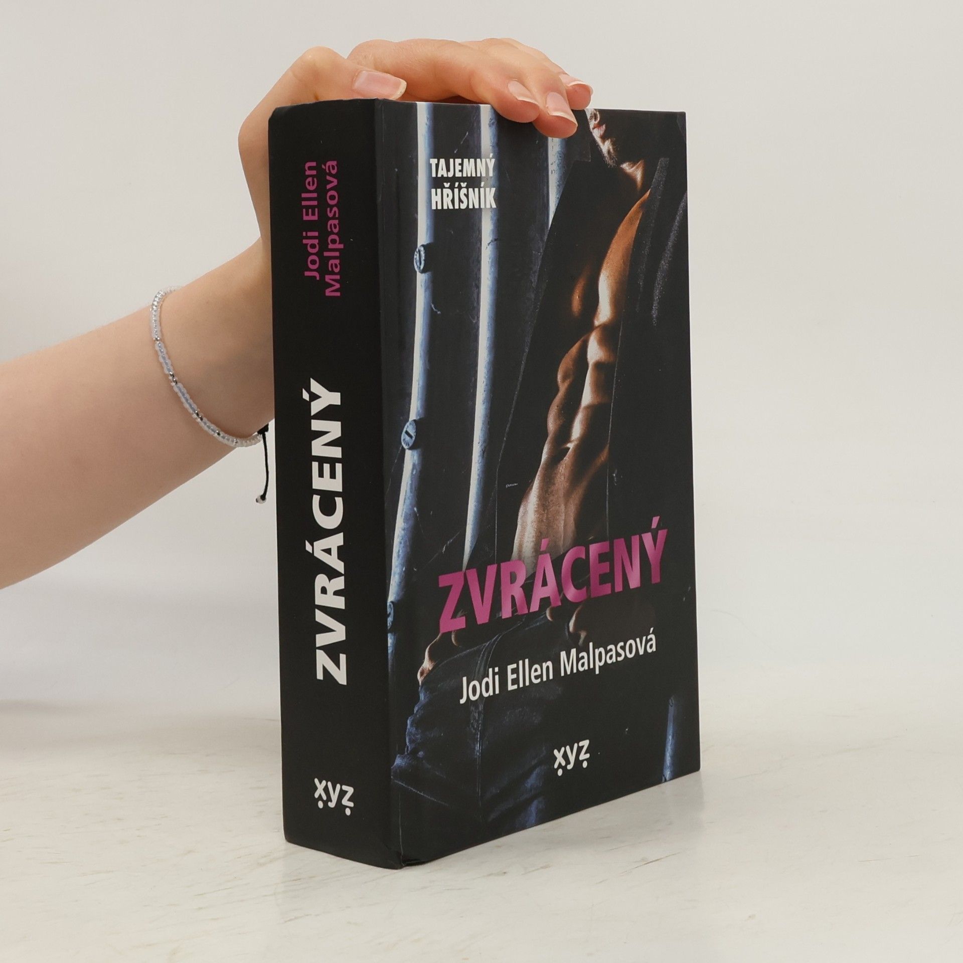 Jodi Ellen Malpas Tajemný hříšník. Zvrácený