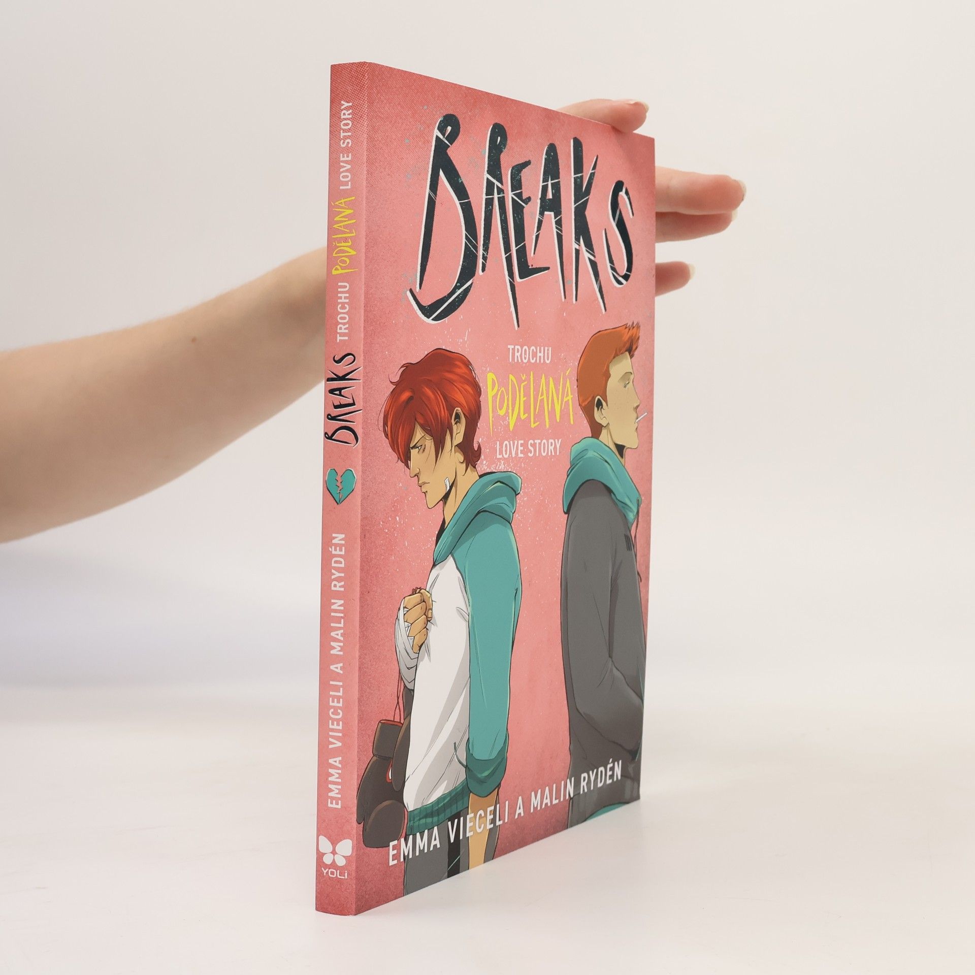 Breaks: Trochu podělaná love story