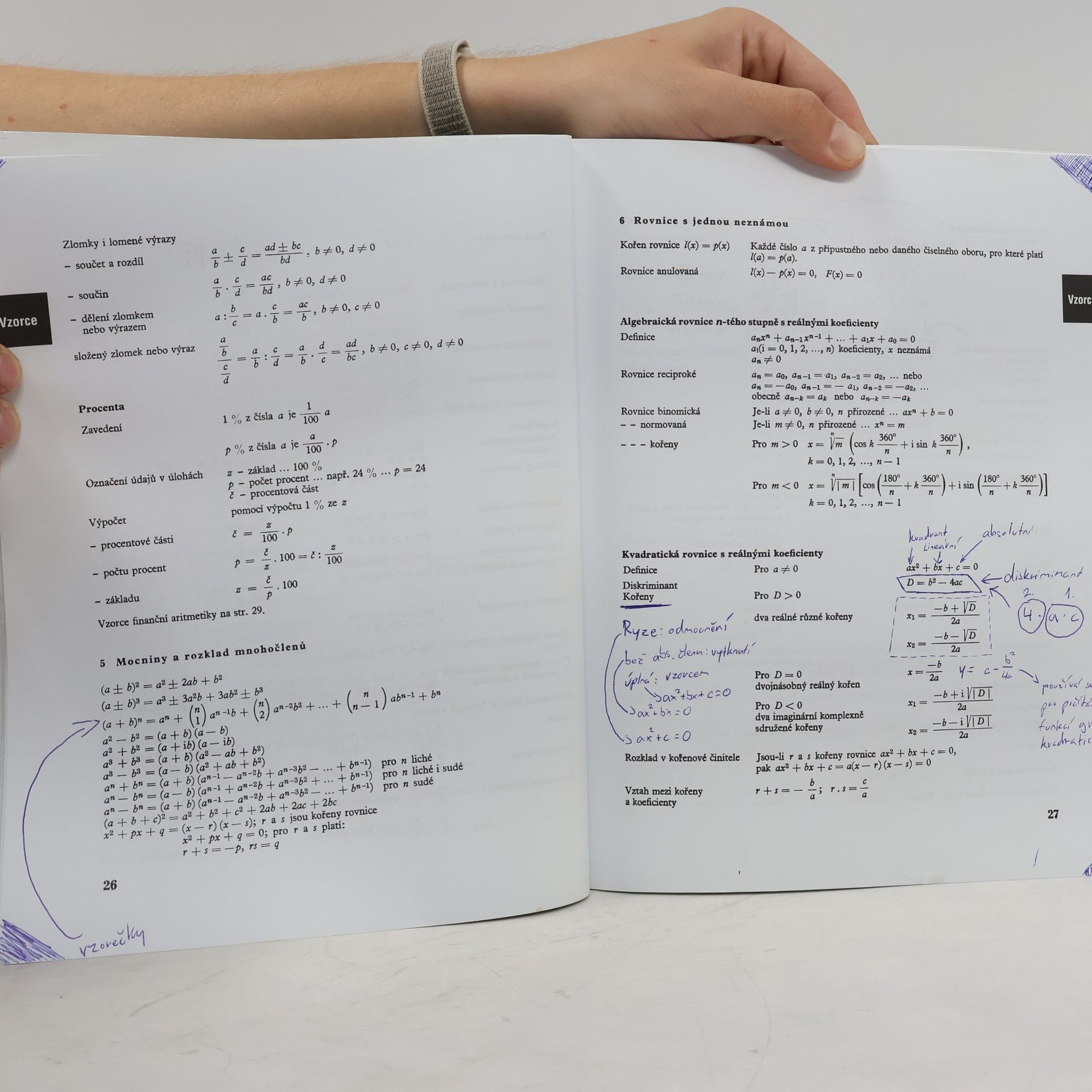 Jiří Mikulčák Matematické, fyzikální a chemické tabulky pro střední školy