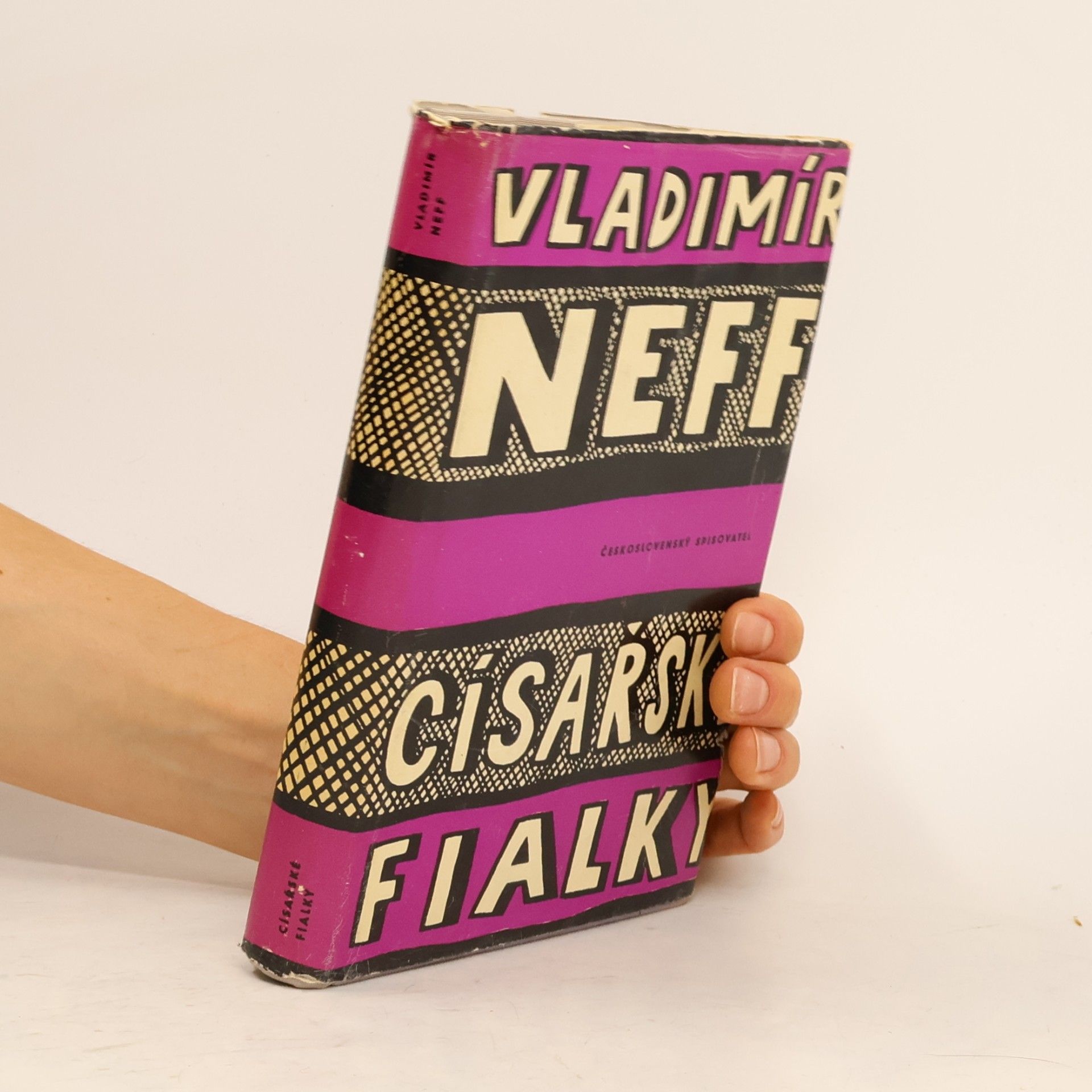 Vladimír Neff Císařské fialky