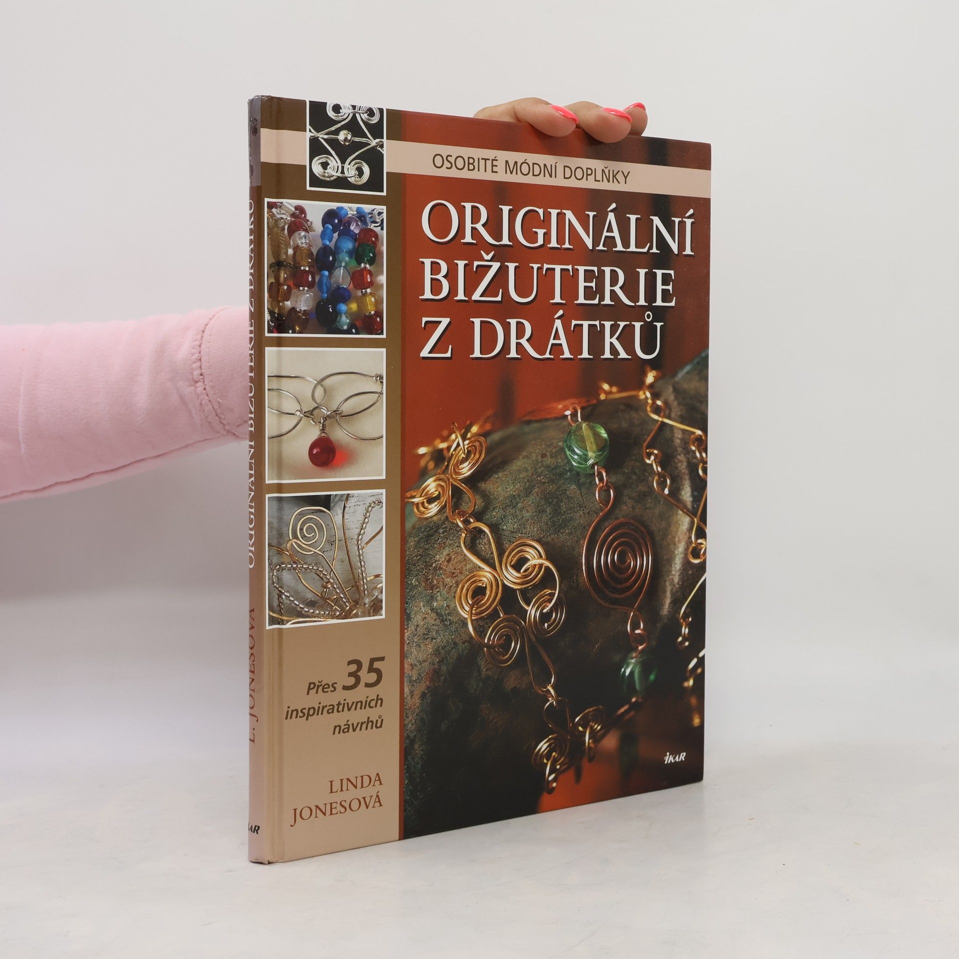 Originální bižuterie z drátků