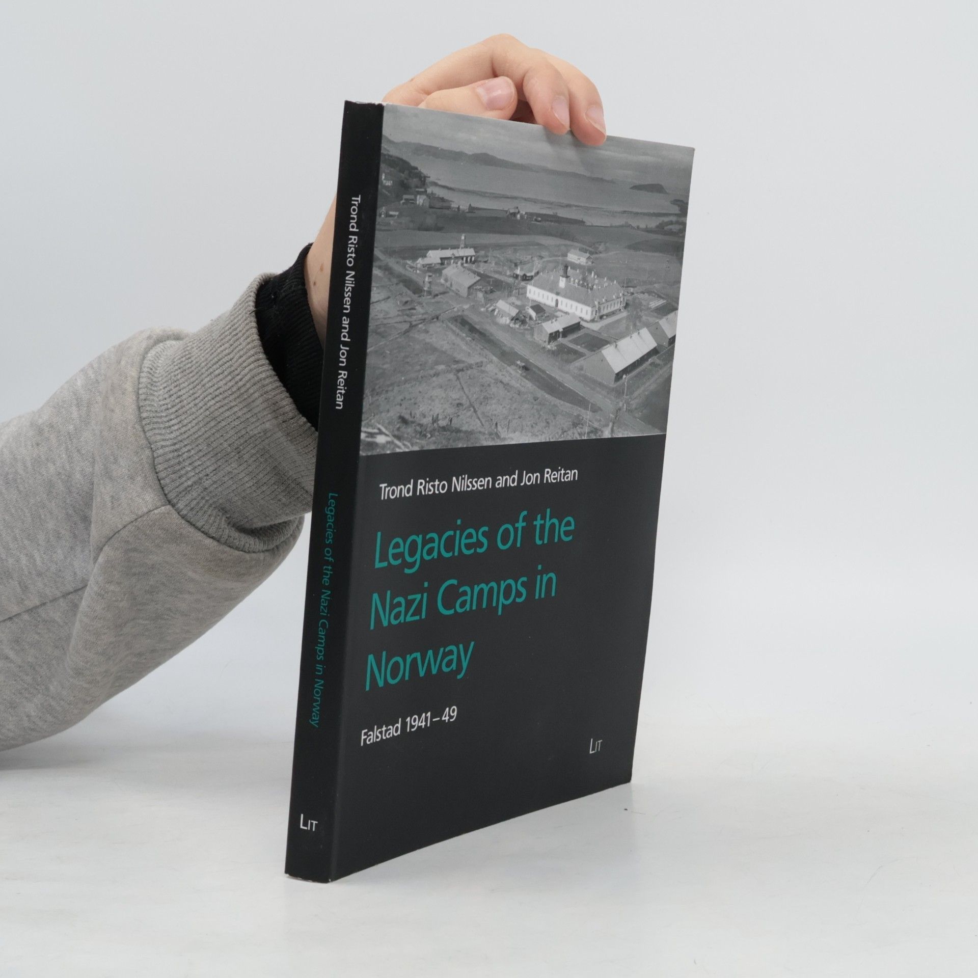 Jon Reitan Legacies of the Nazi Camps in Norway