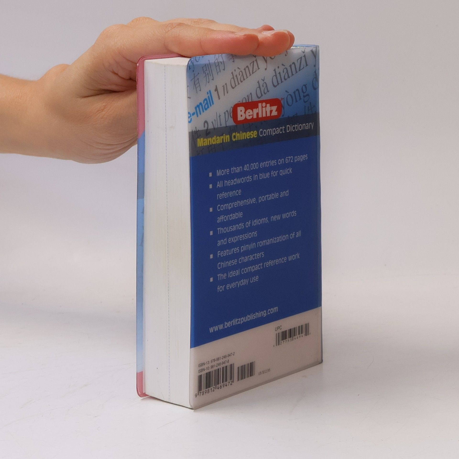 Berlitz Publishing Company Berlitz Compact Dictionary: Mandarin Chinese Compact Dictionary