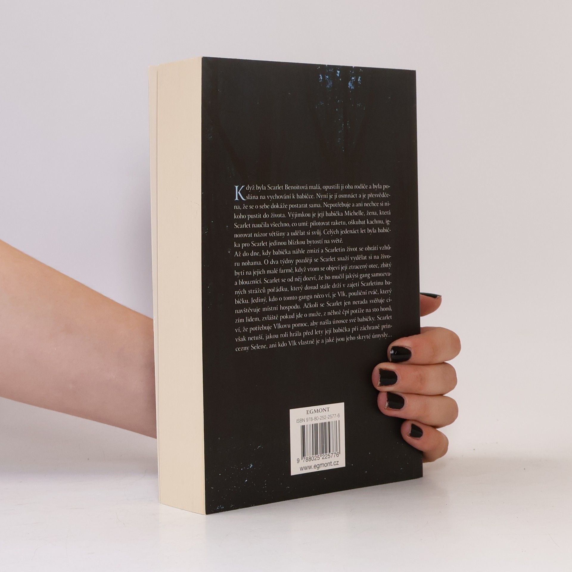 Marissa Meyer Scarlet. Měsíční kroniky. 2. díl