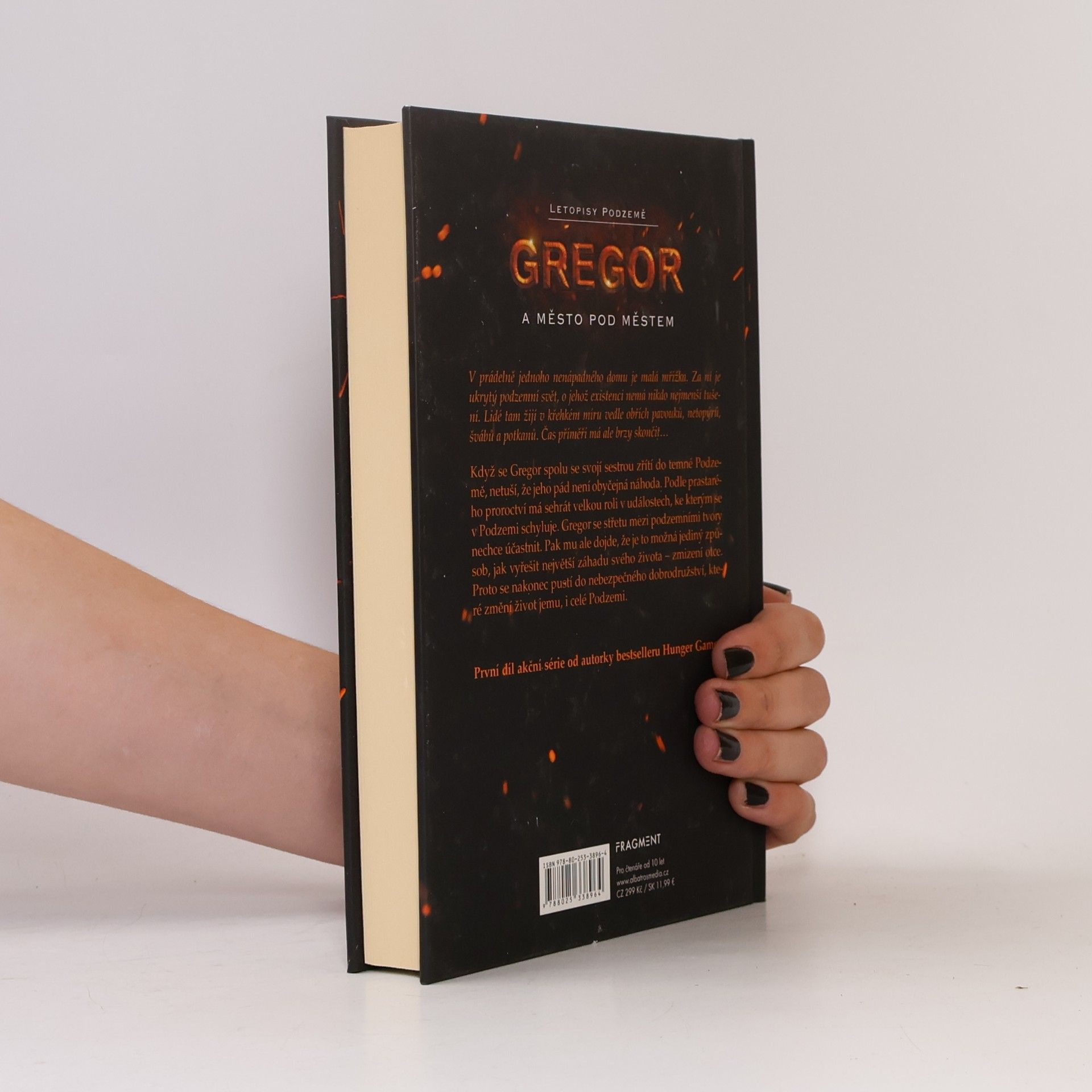 Suzanne Collins Letopisy Podzemě. Gregor a město pod městem
