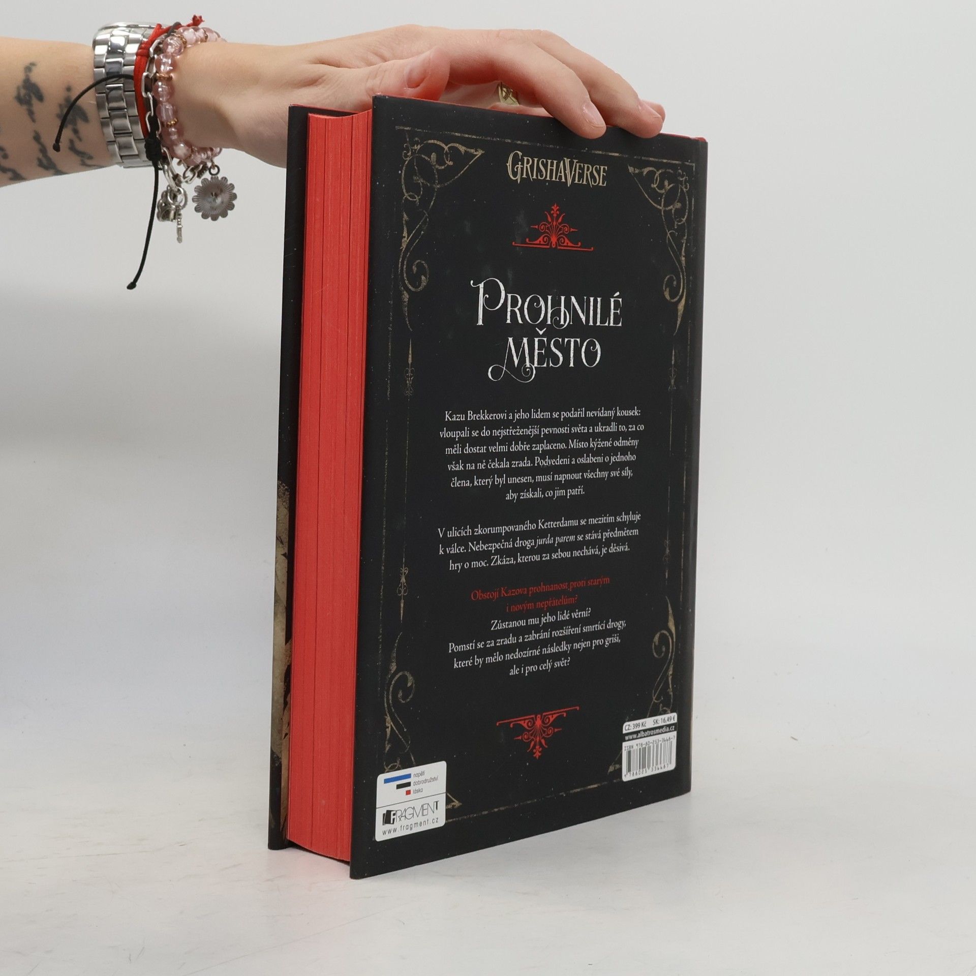 Leigh Bardugo Prohnilé město