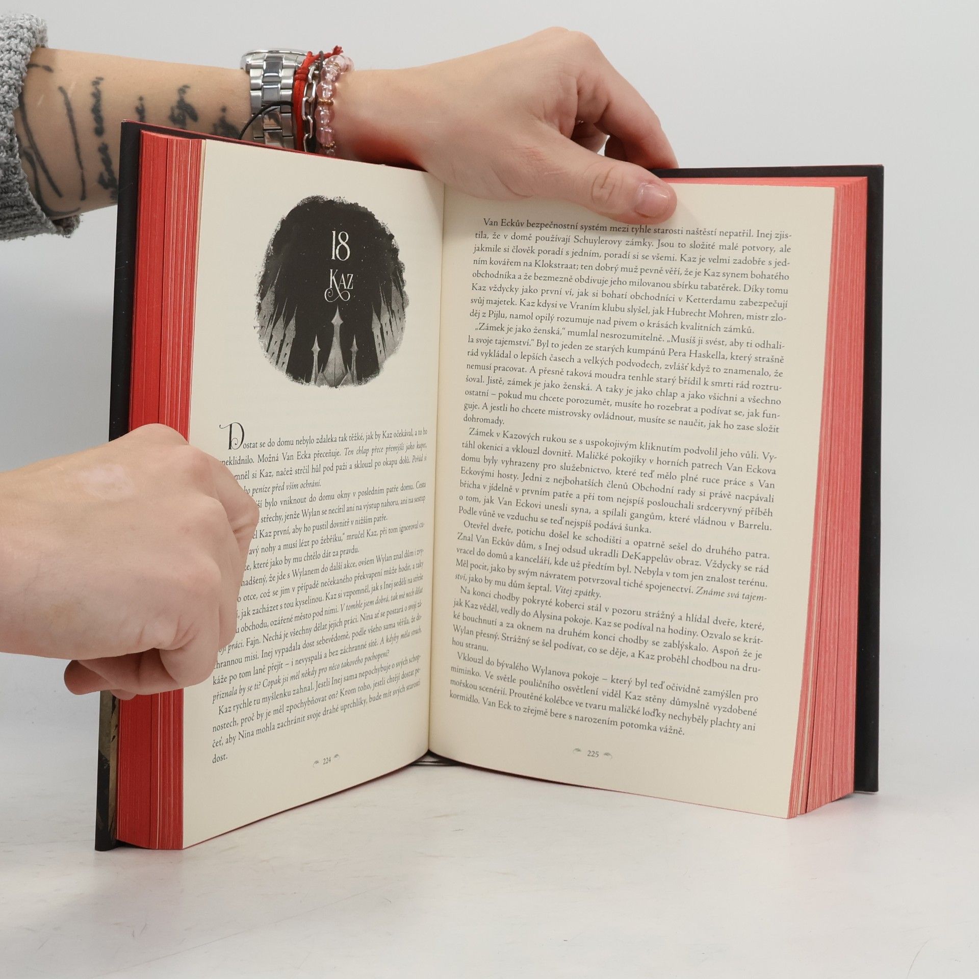 Leigh Bardugo Prohnilé město