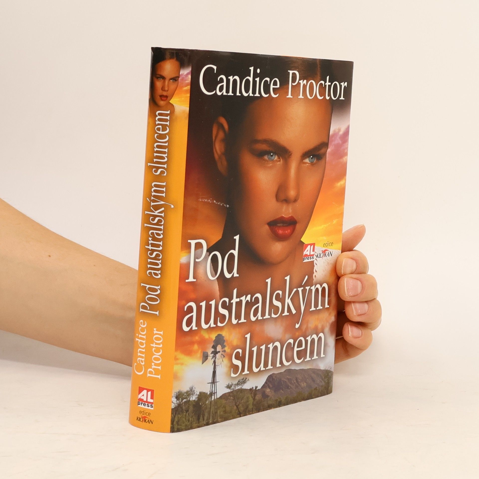Candice E. Proctor Pod australským sluncem