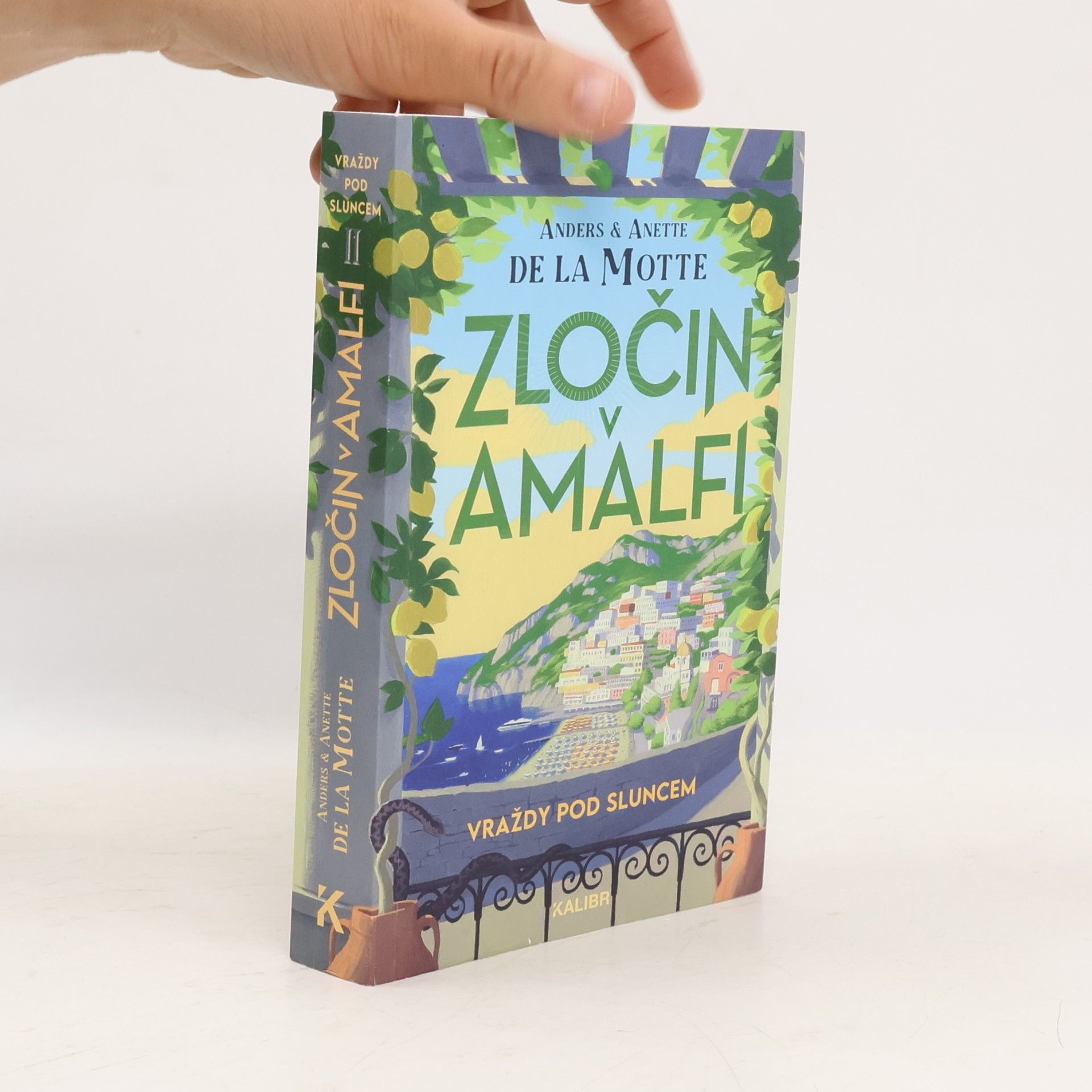 Anette De la Motte Vraždy pod sluncem II: Zločin v Amalfi