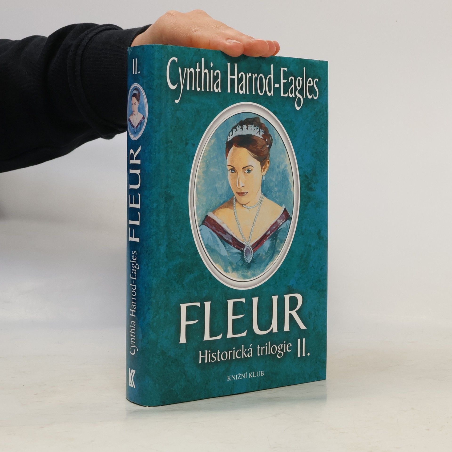 Cynthia Harrod-Eagles Fleur