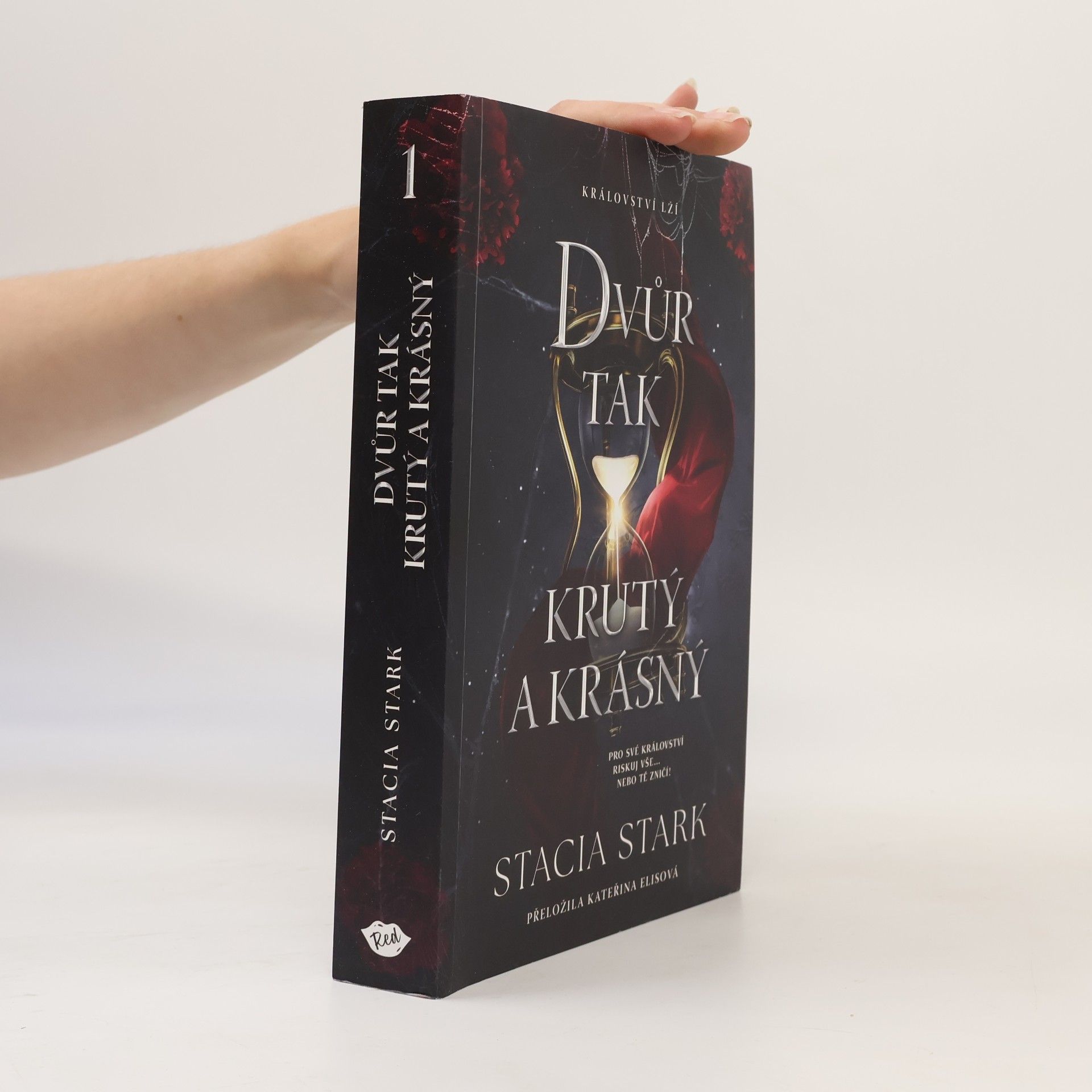Stacia Stark Dvůr tak krutý a krásný