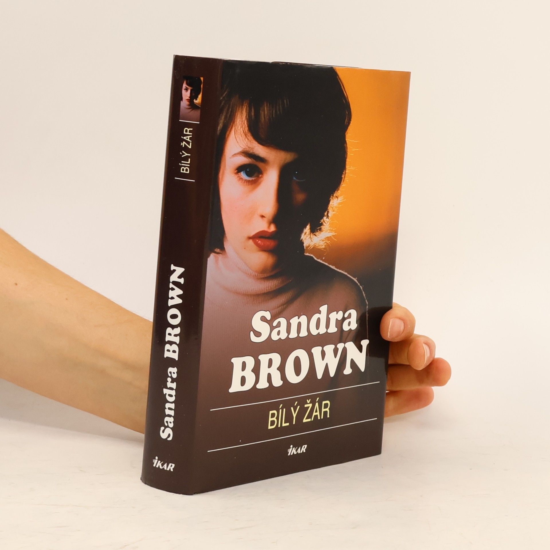 Sandra Brown Bílý žár