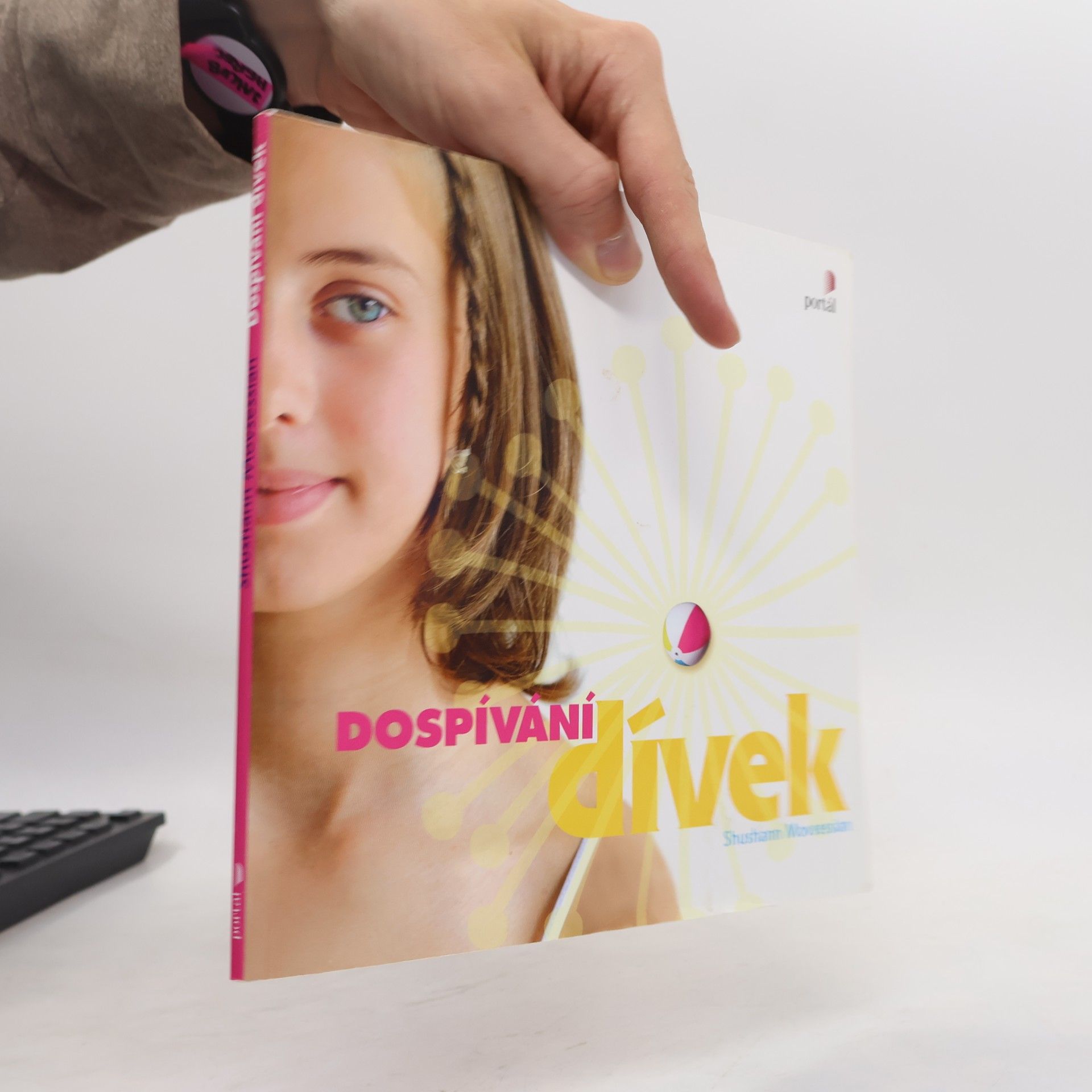 Shushann Movsessian Dospívání dívek