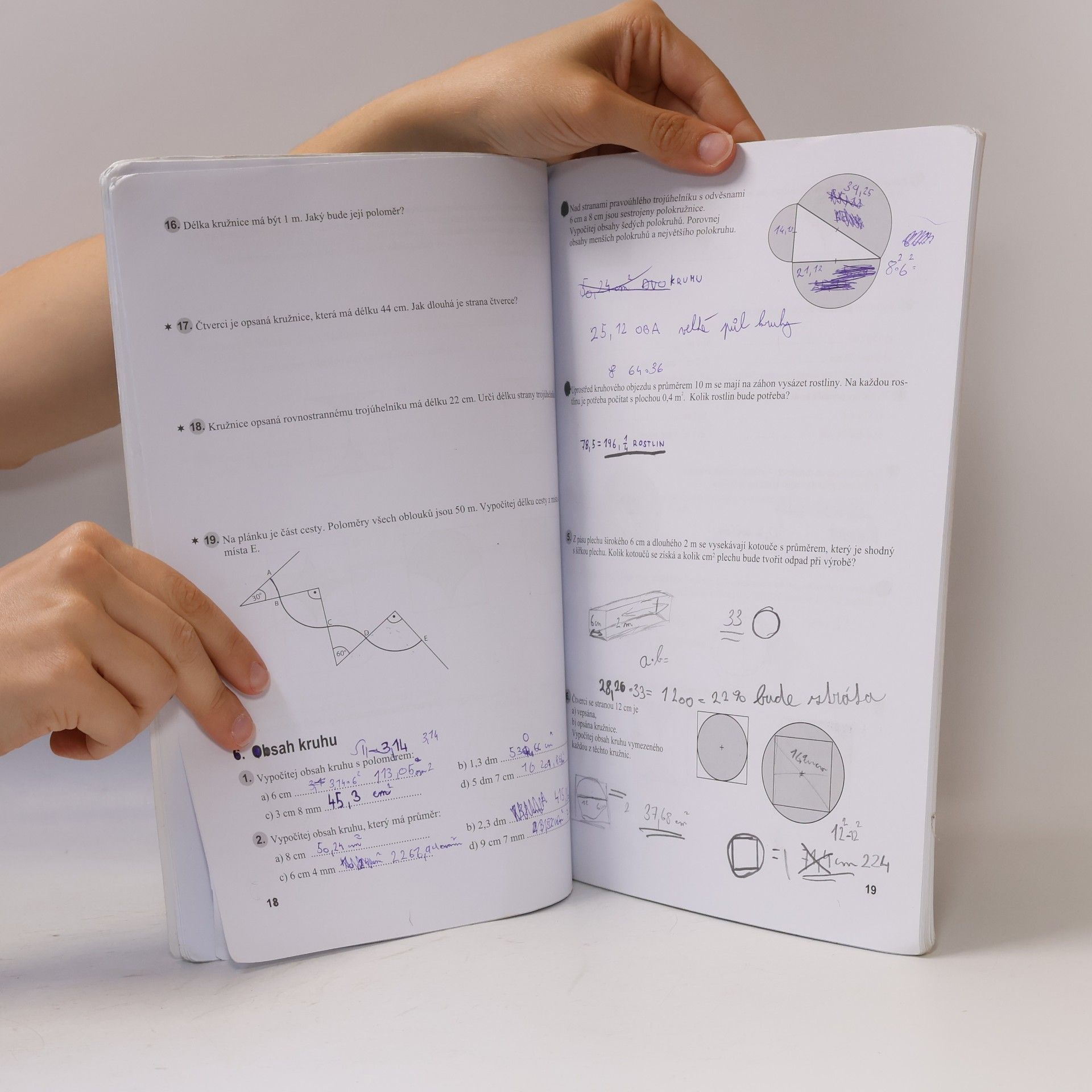 Jitka Boušková Matematika 8 pro základní školy. Geometrie, pracovní sešit