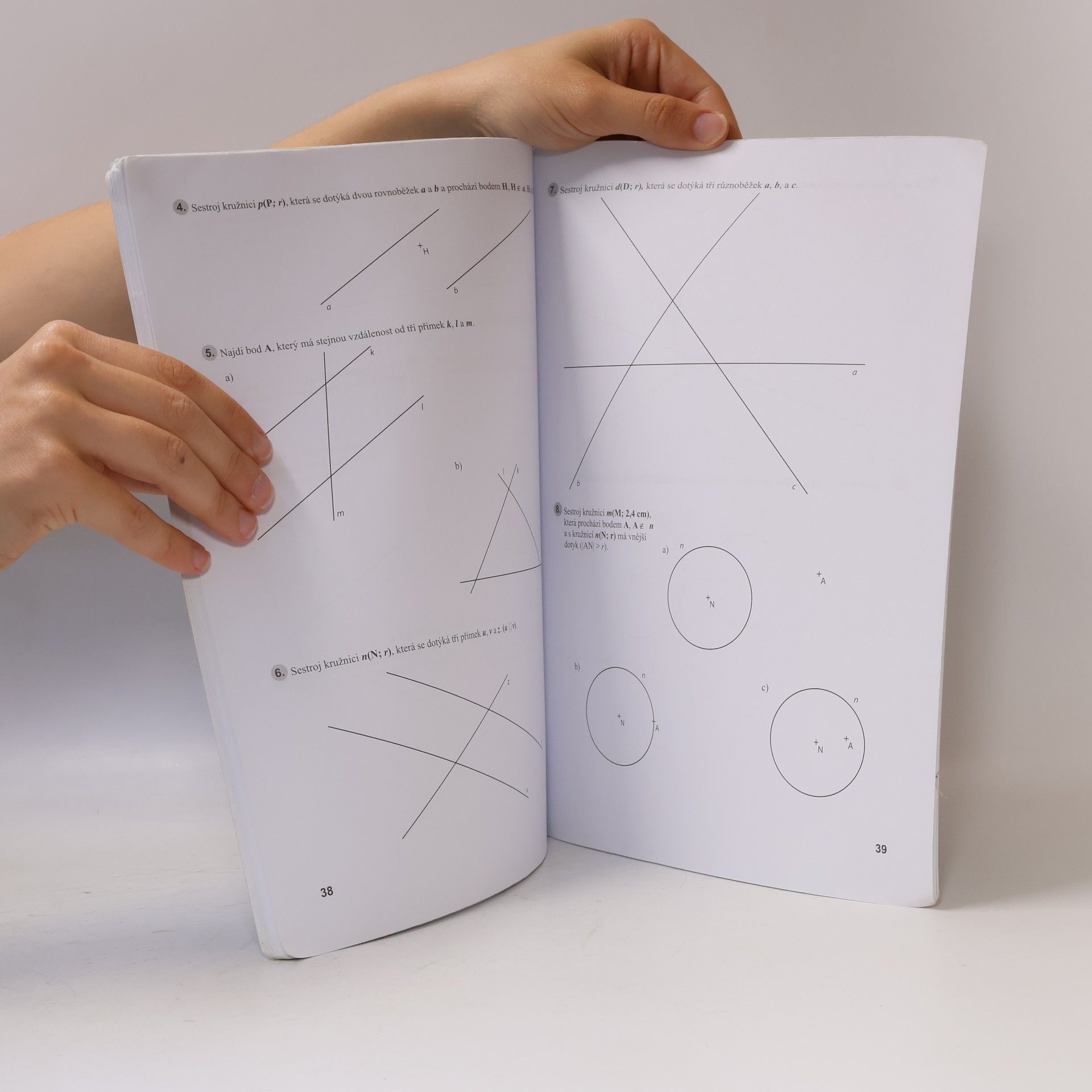 Jitka Boušková Matematika 8 pro základní školy. Geometrie, pracovní sešit
