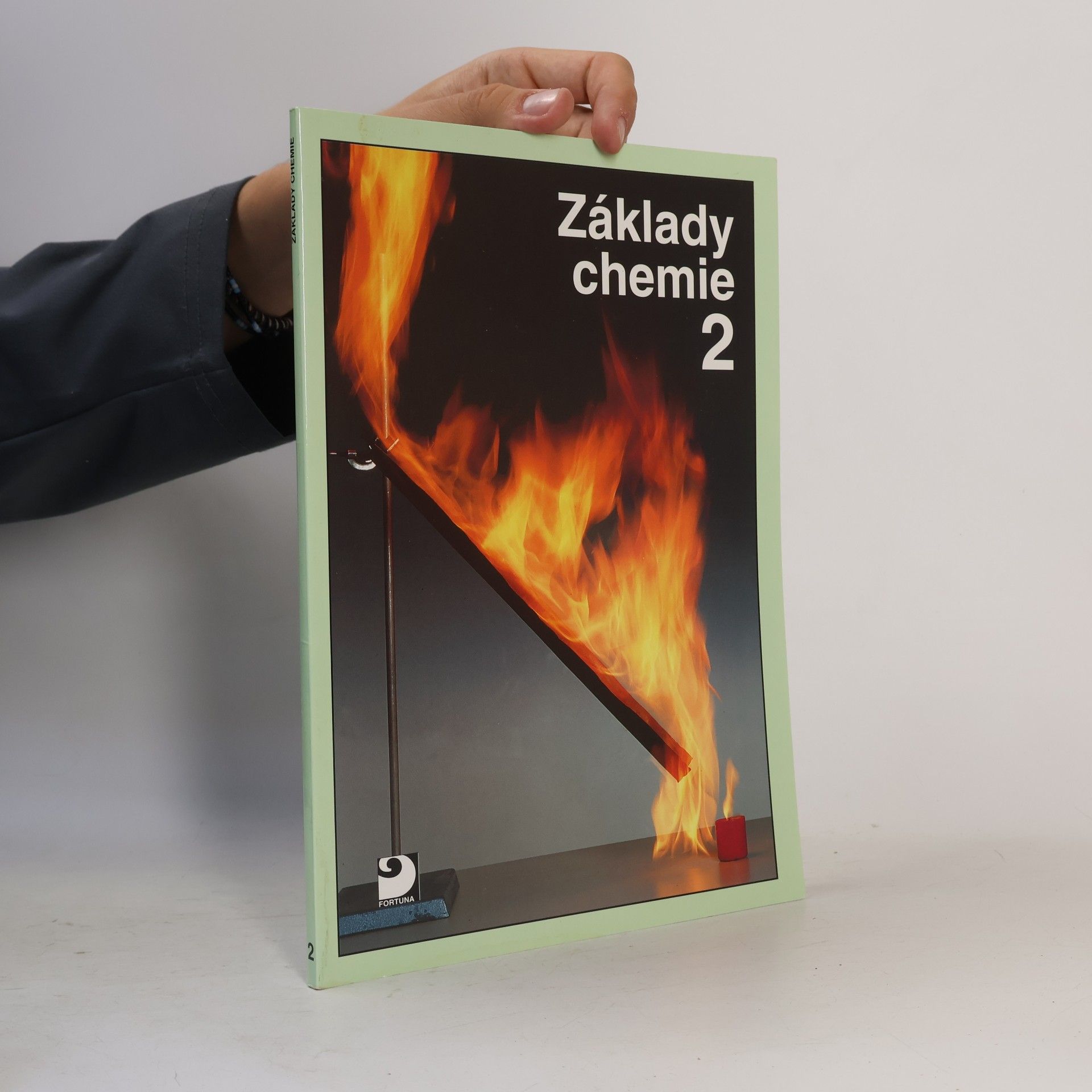 Pavel Beneš Základy chemie 2. Pro 2. stupeň základní školy, nižší ročníky víceletých gymnázií a střední školy