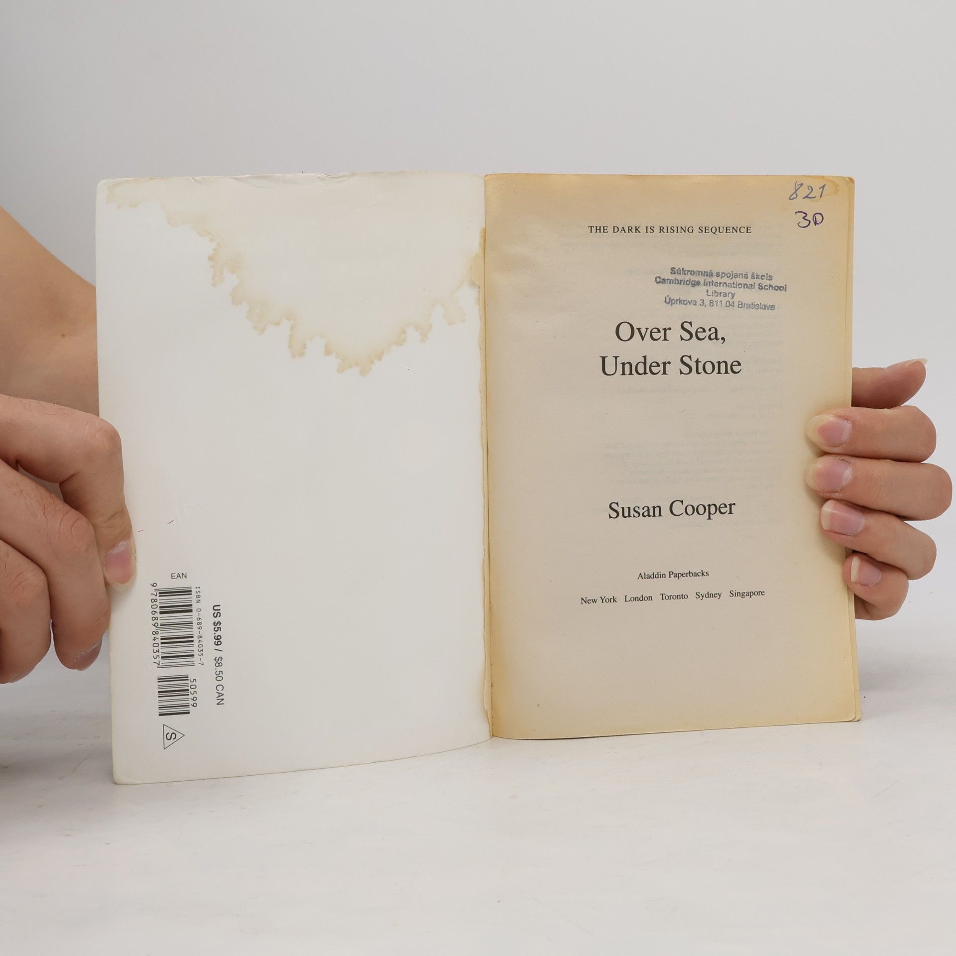 Susan Cooper Over Sea, Under Stone