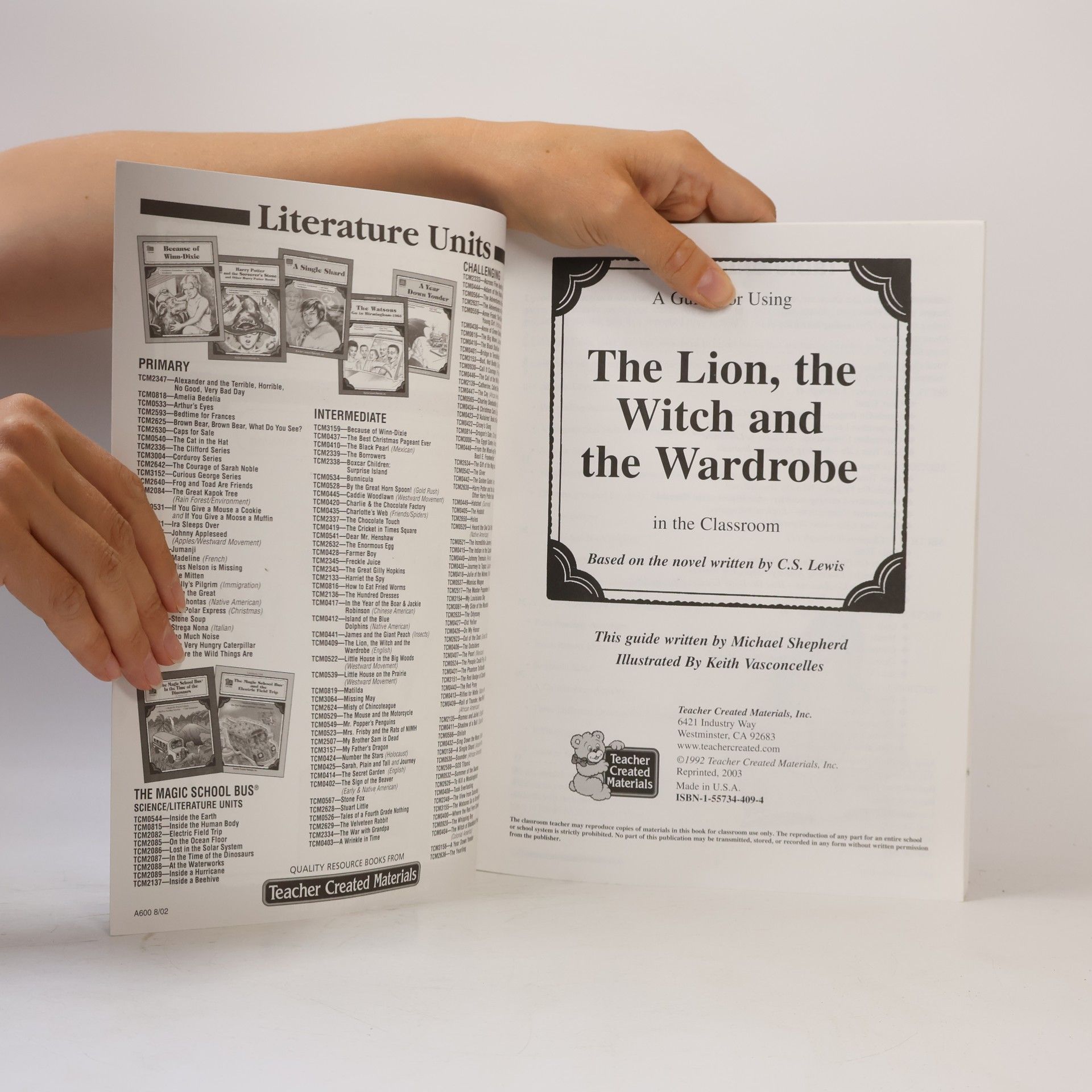 Michael Shepherd A Guide for Using The Lion, The Witch & The Wardrobe in the Classroom