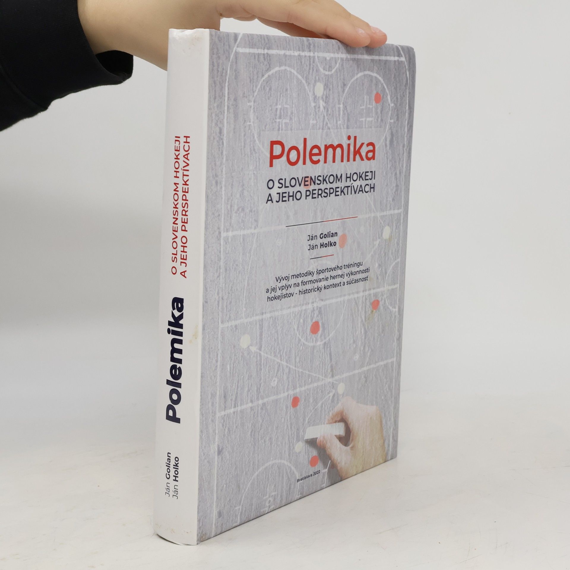 Polemika o slovenskom hokeji a jeho perspektívach: Vývoj metodiky športového tréningu a jej vplyv na formovanie hernej výkonnosti hokejistov - historický kontext a súčasnosť