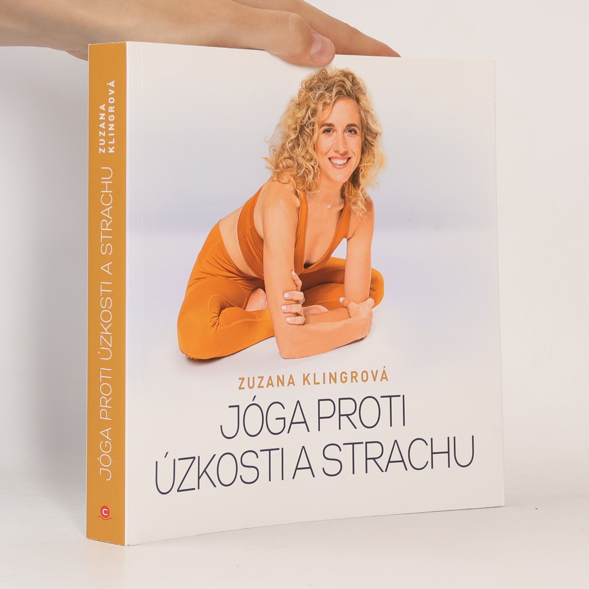 Zuzka Klingrová Jóga proti úzkosti a strachu