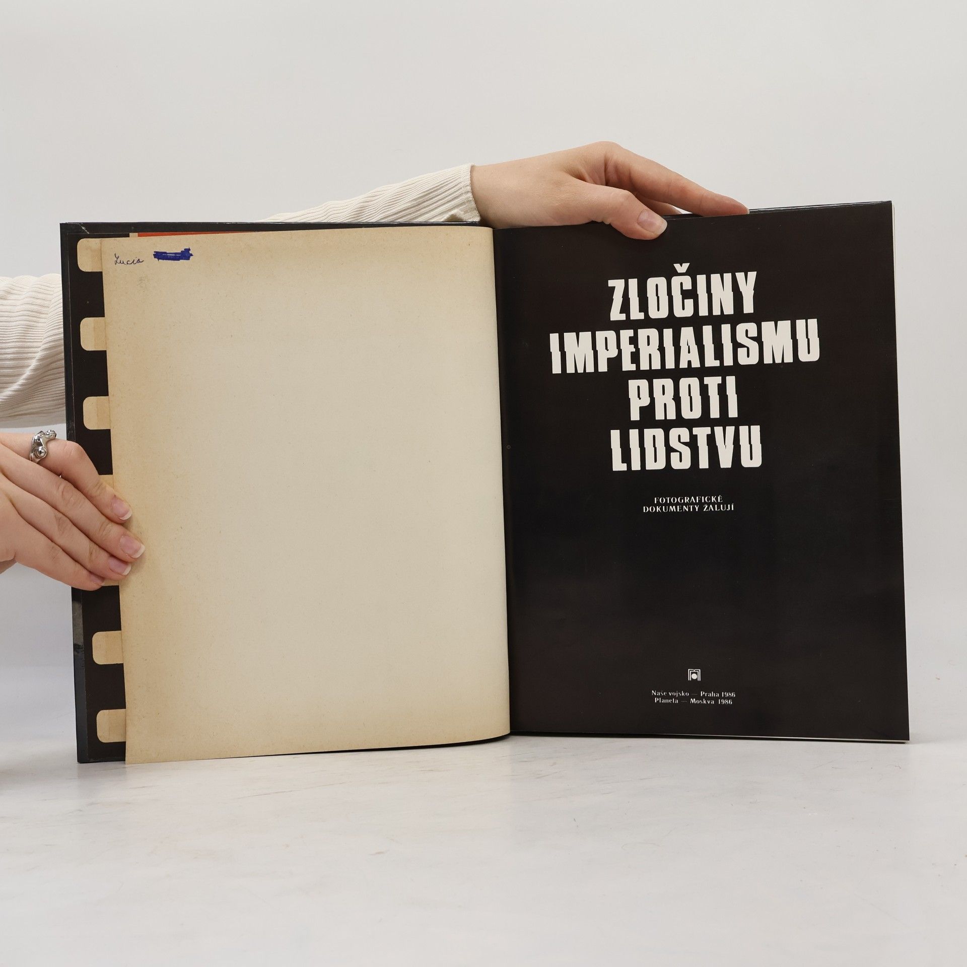 Collectif d'auteurs Zločiny imperialismu proti lidstvu