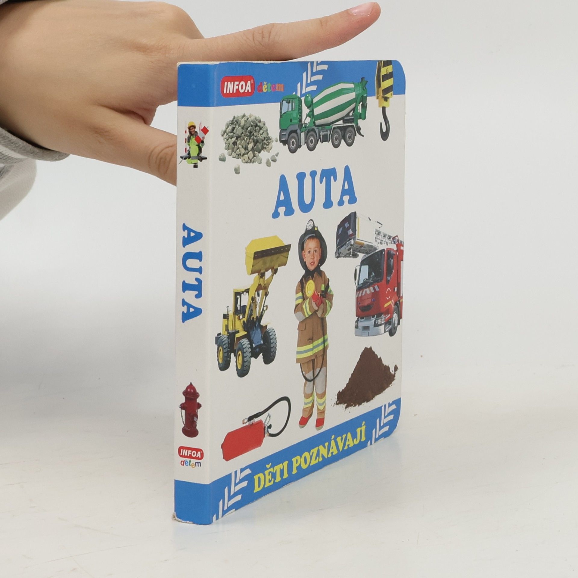 Various authors Auta. Děti poznávají