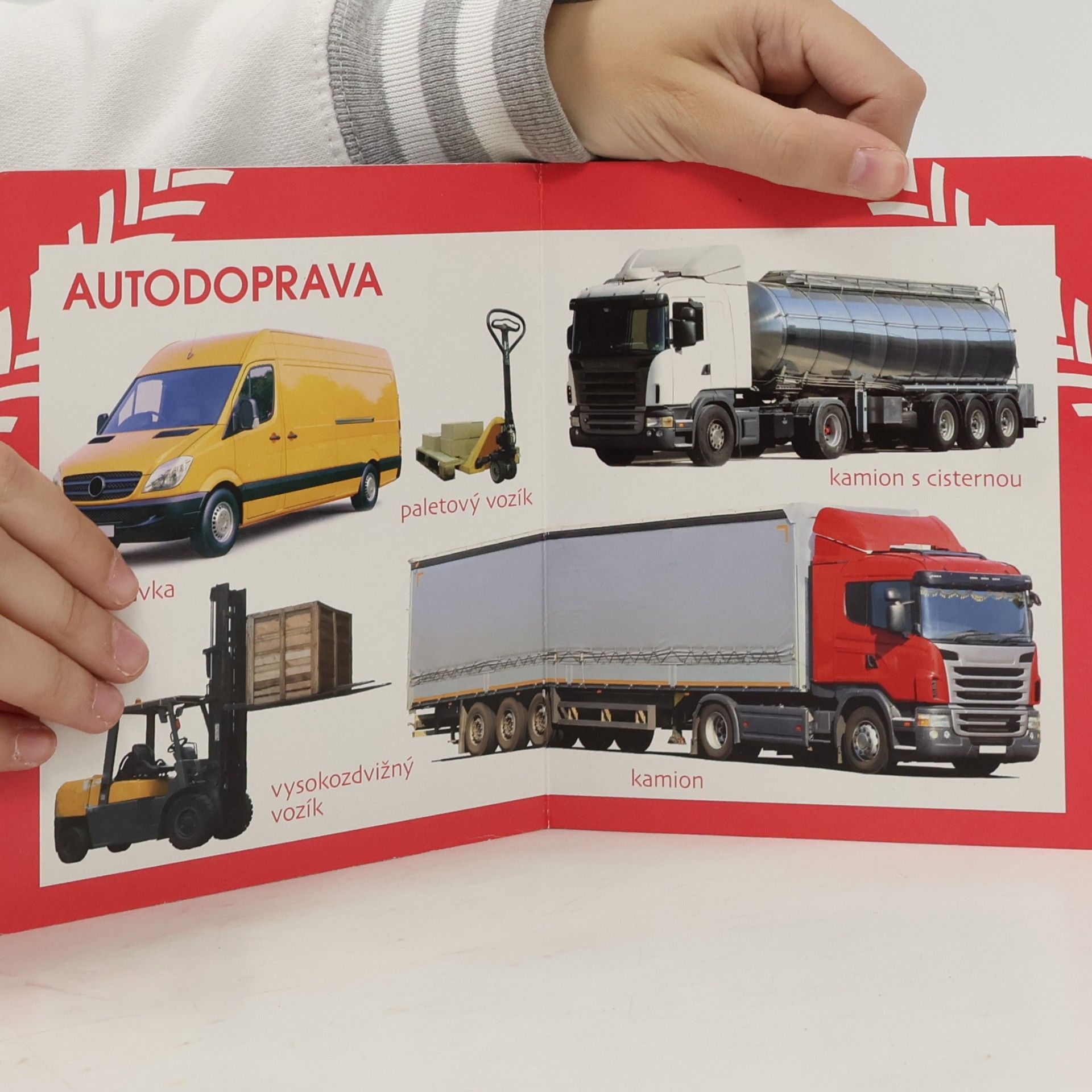 kolektiv Auta. Děti poznávají