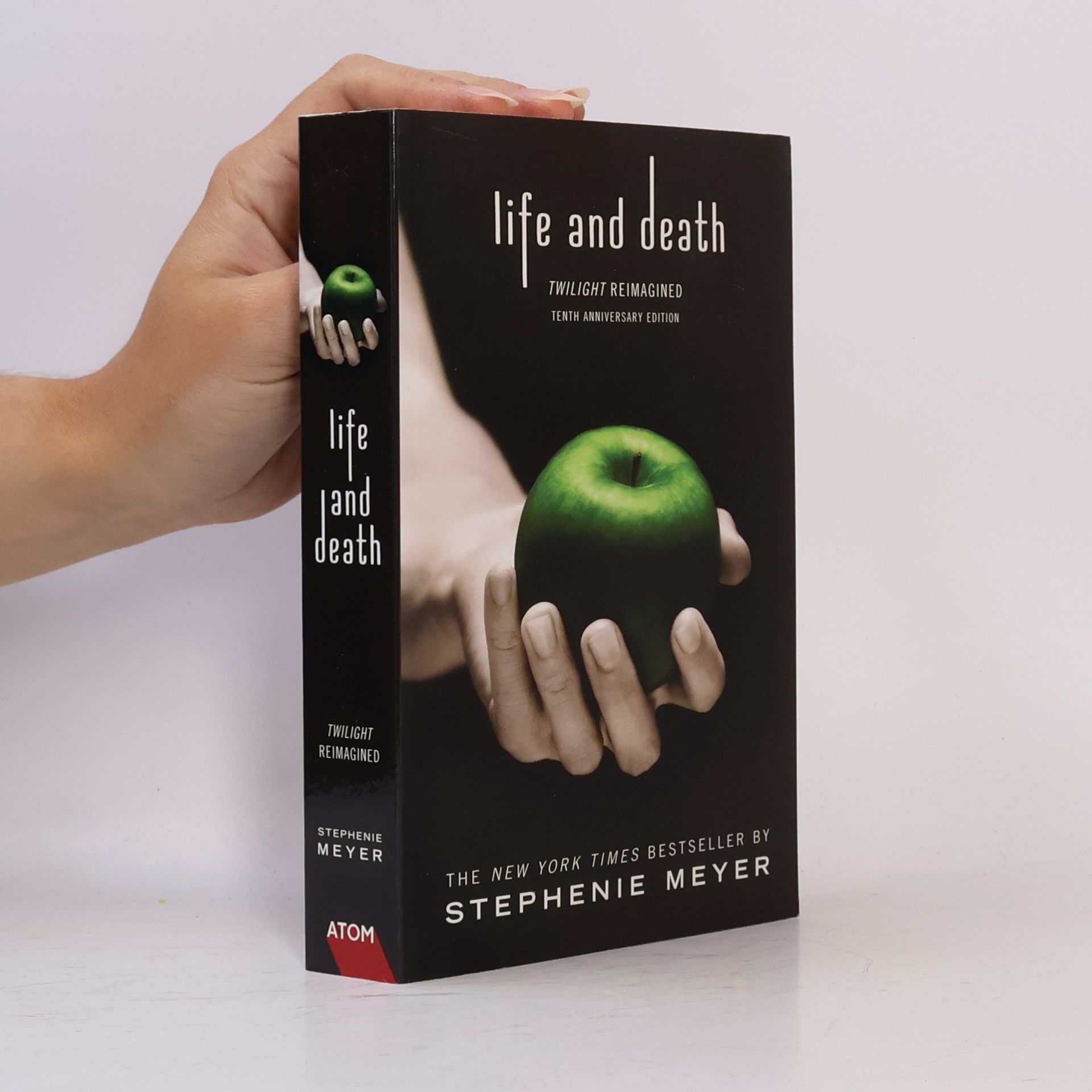 Stephenie Meyer Life and death