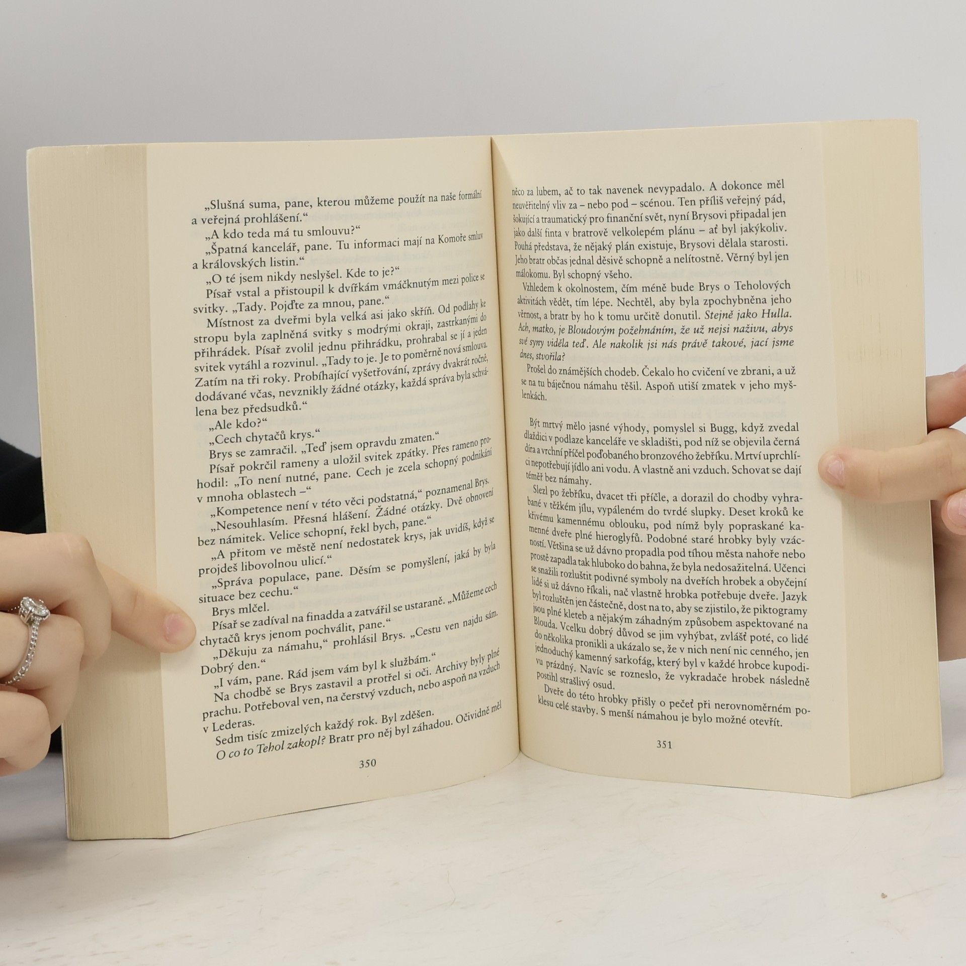 Steven Erikson Půlnoční vlny
