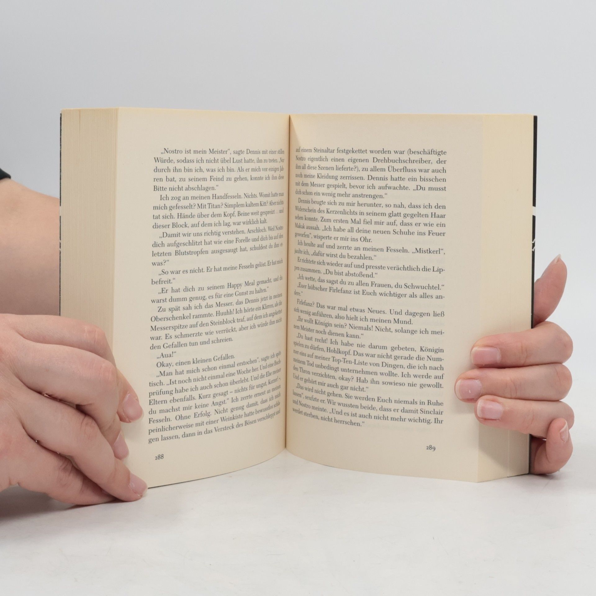 MaryJanice Davidson Weiblich, ledig, untot