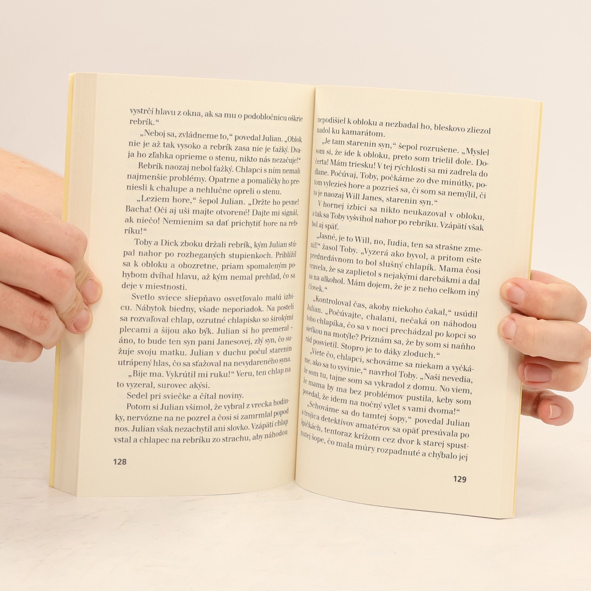 Enid Blyton Slávna 5. Na Cylindrovom vrchu
