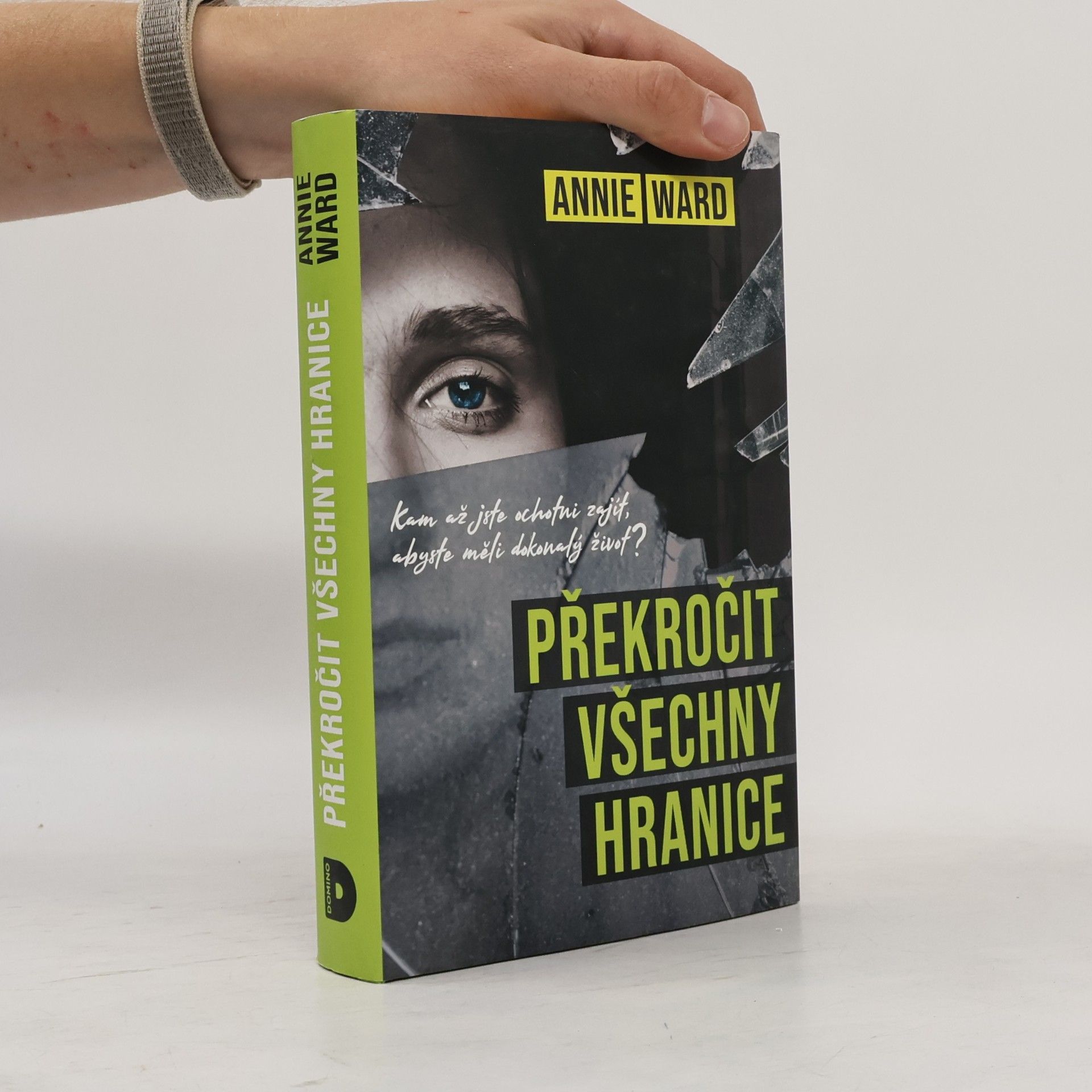 Annie Nigh Ward Překročit všechny hranice
