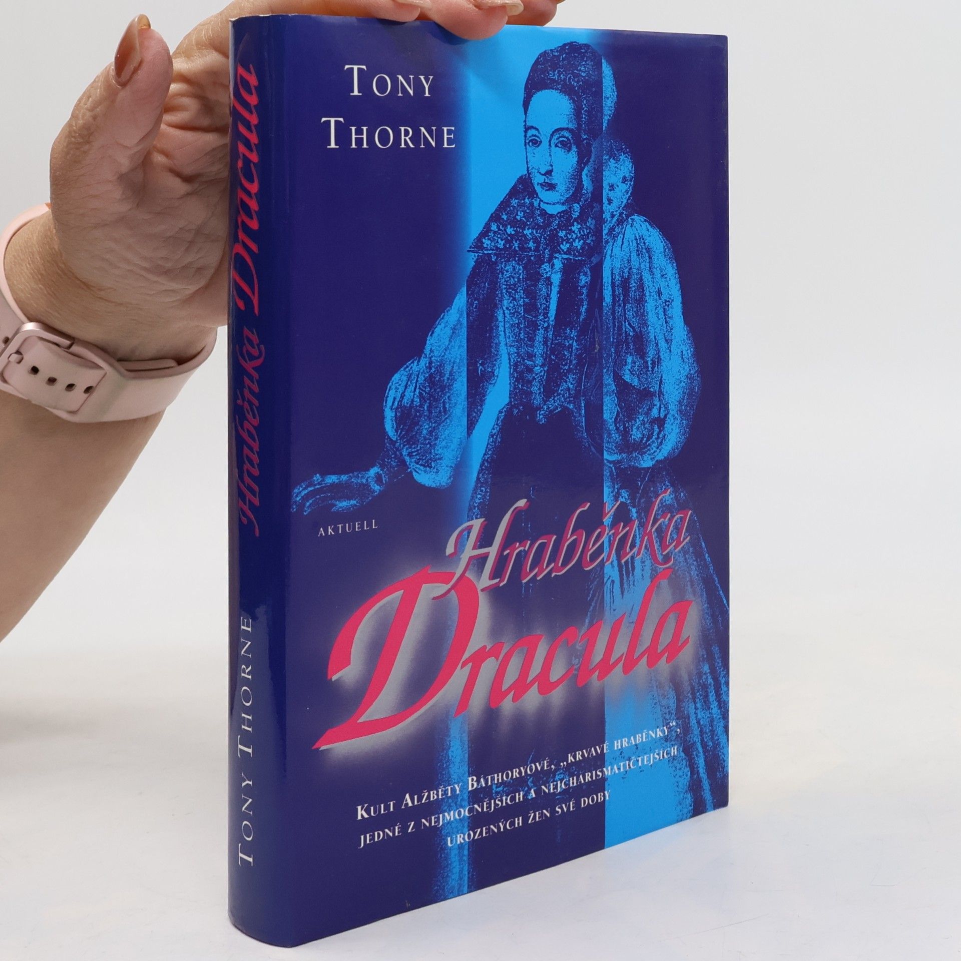 Tony Thorne Hraběnka Dracula