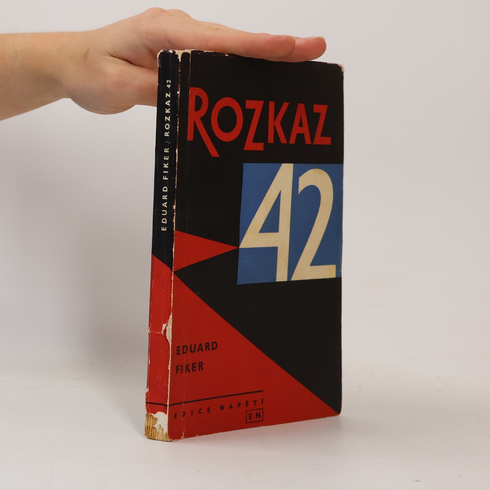Eduard Fiker Rozkaz 42