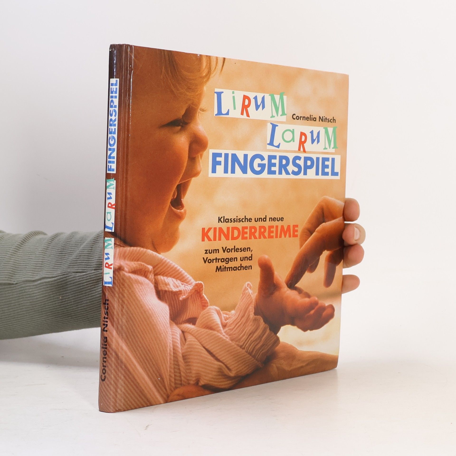 Cornelia Nitsch Lirum. Larum. Fingerspiel