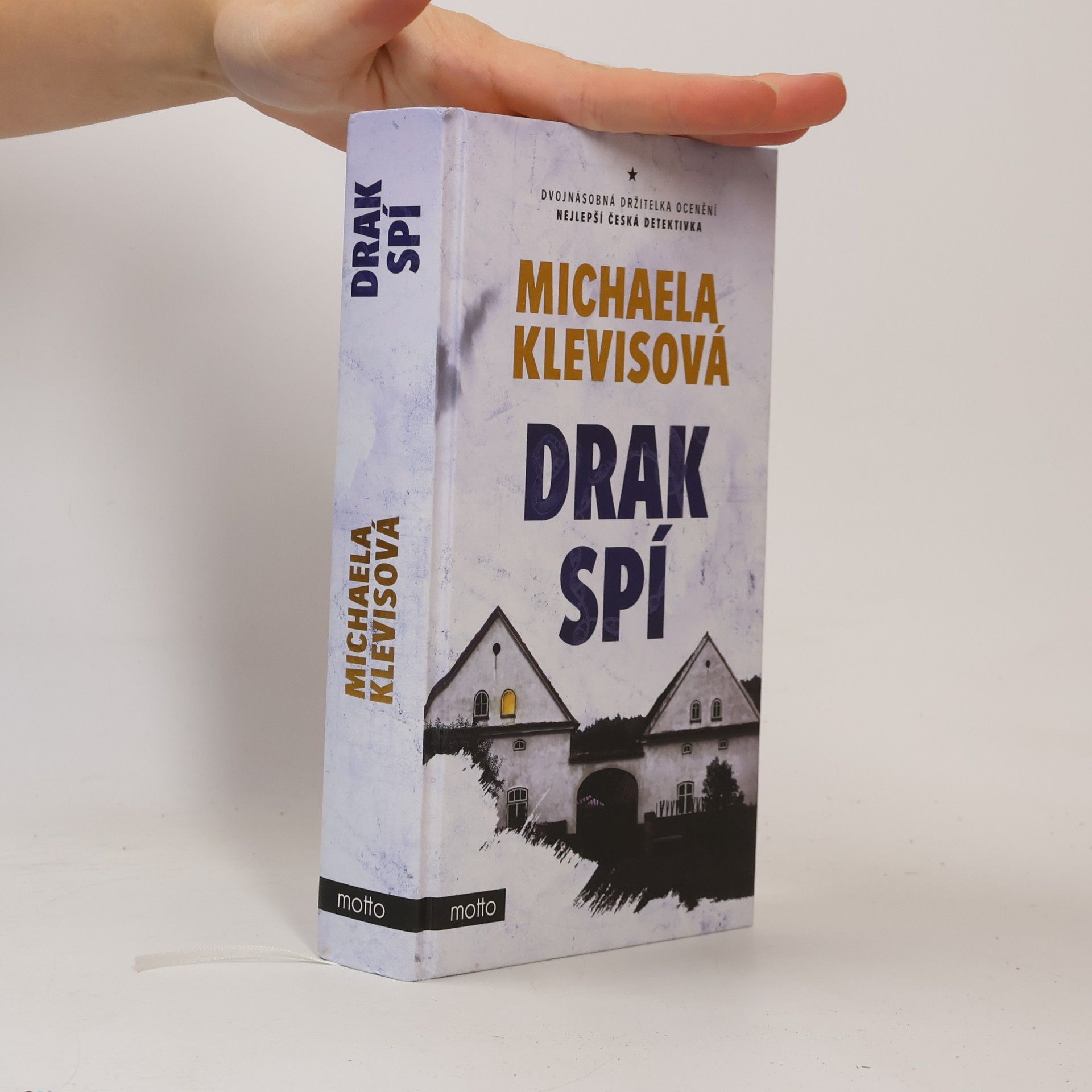 Michaela Klevisová Drak spí