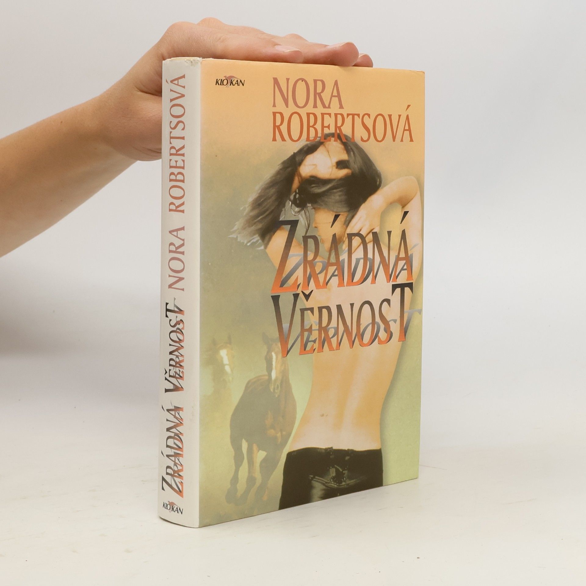 Lenka Libosvárská Zrádná věrnost