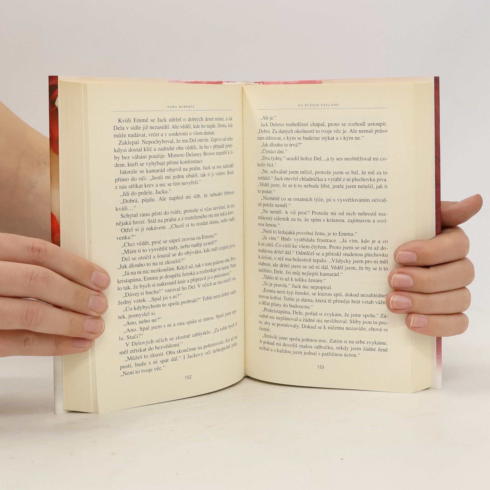 Nora Roberts Na růžích ustláno
