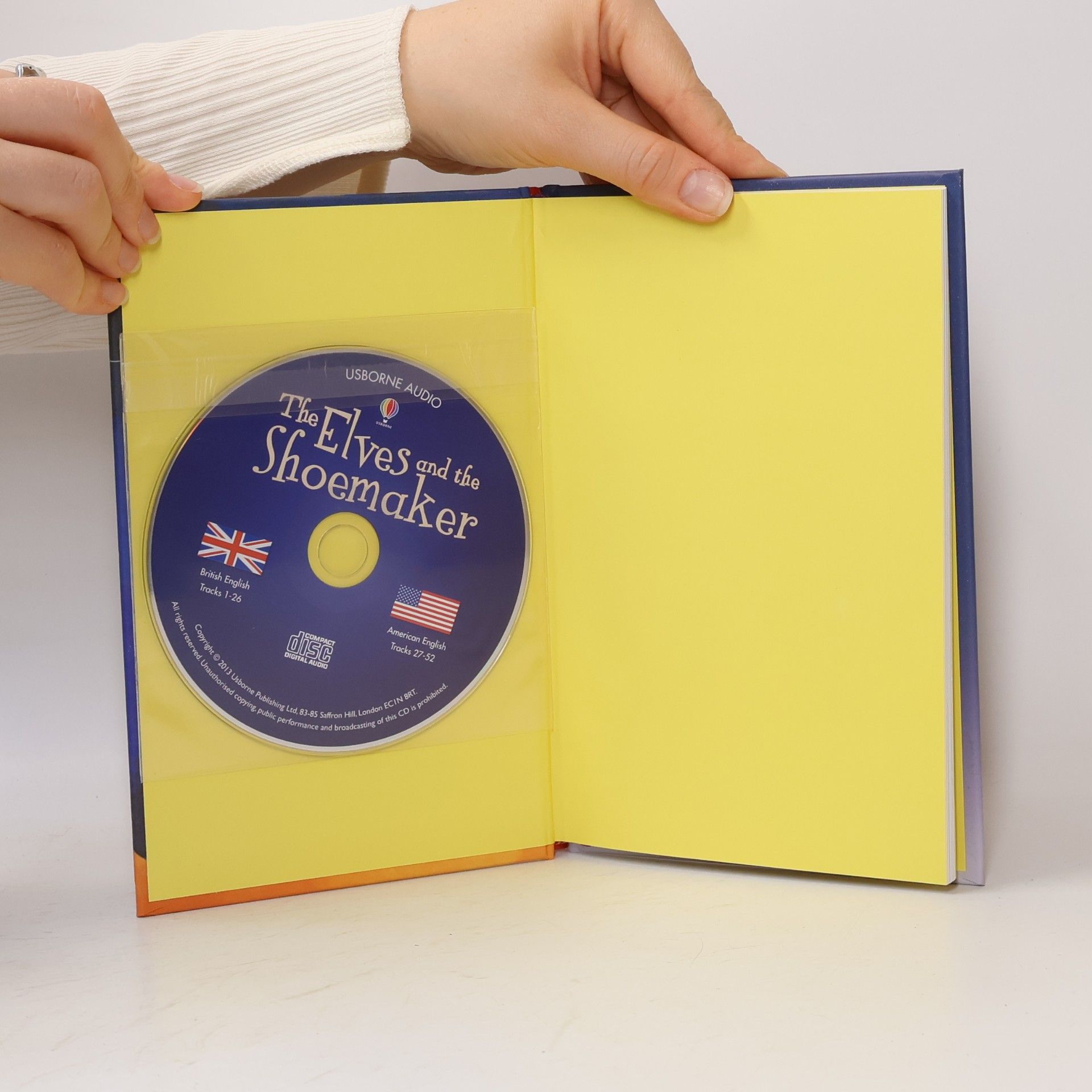 Katie Daynes Usborne Young Reading: The Elves and the Shoemaker: English Learner's Edition With CD And Downloadable Worksheets