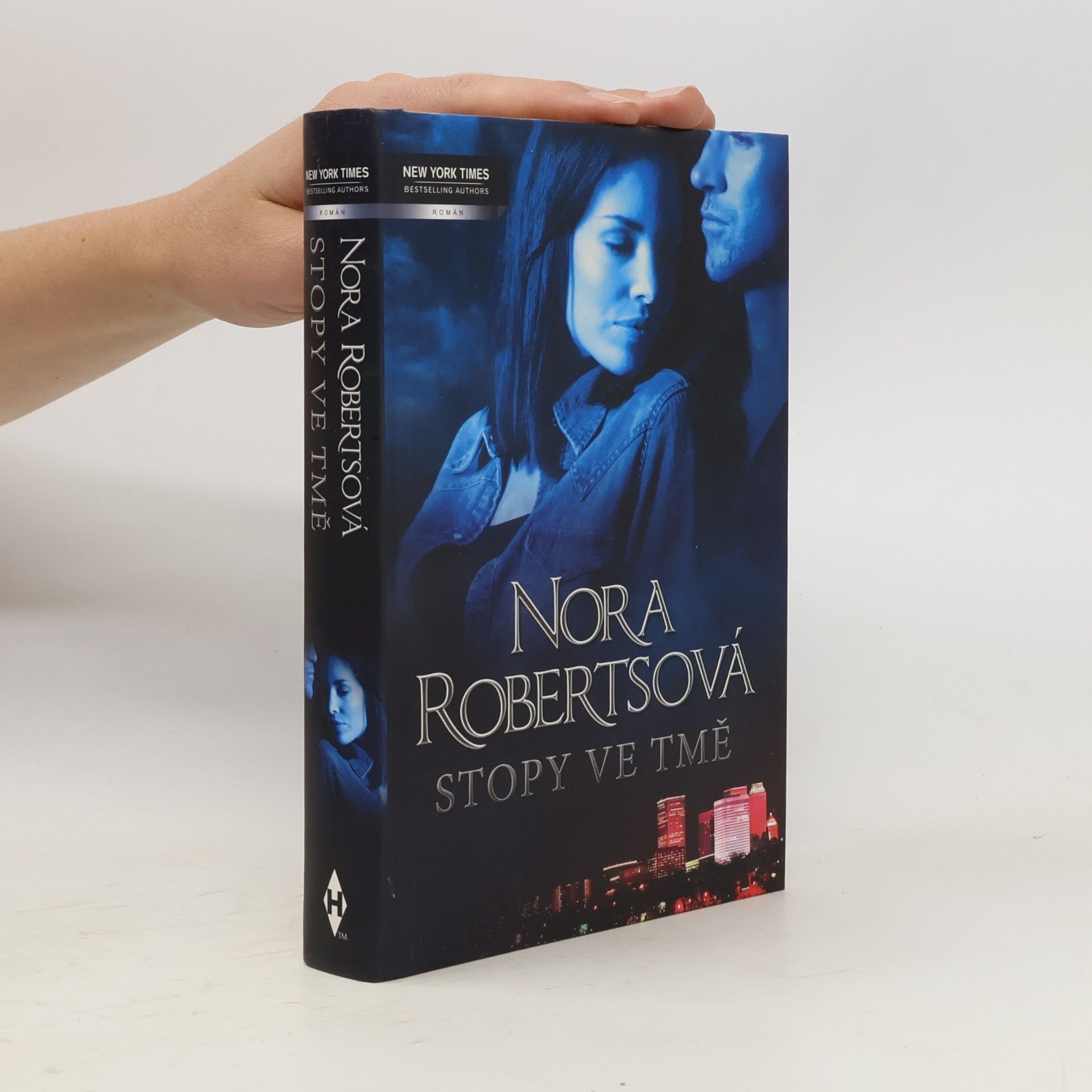 Nora Roberts Stopy ve tmě. Noční stín. Noční dým