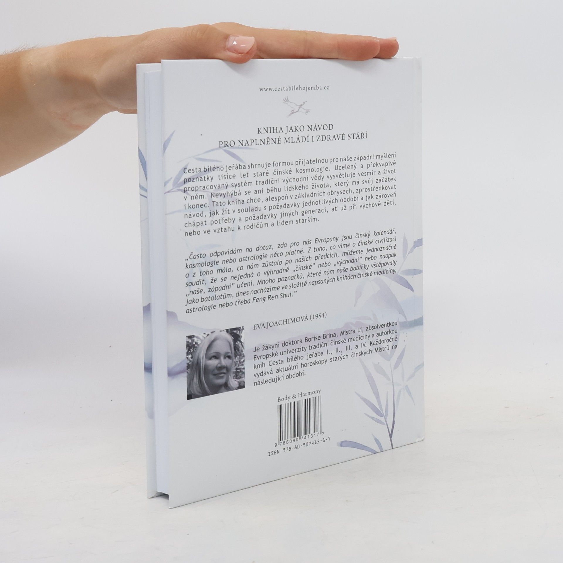 Eva Joachimová Cesta bílého jeřába. Za poznáním času člověka : běh lidského života z pohledu čínské astrologie a medicíny