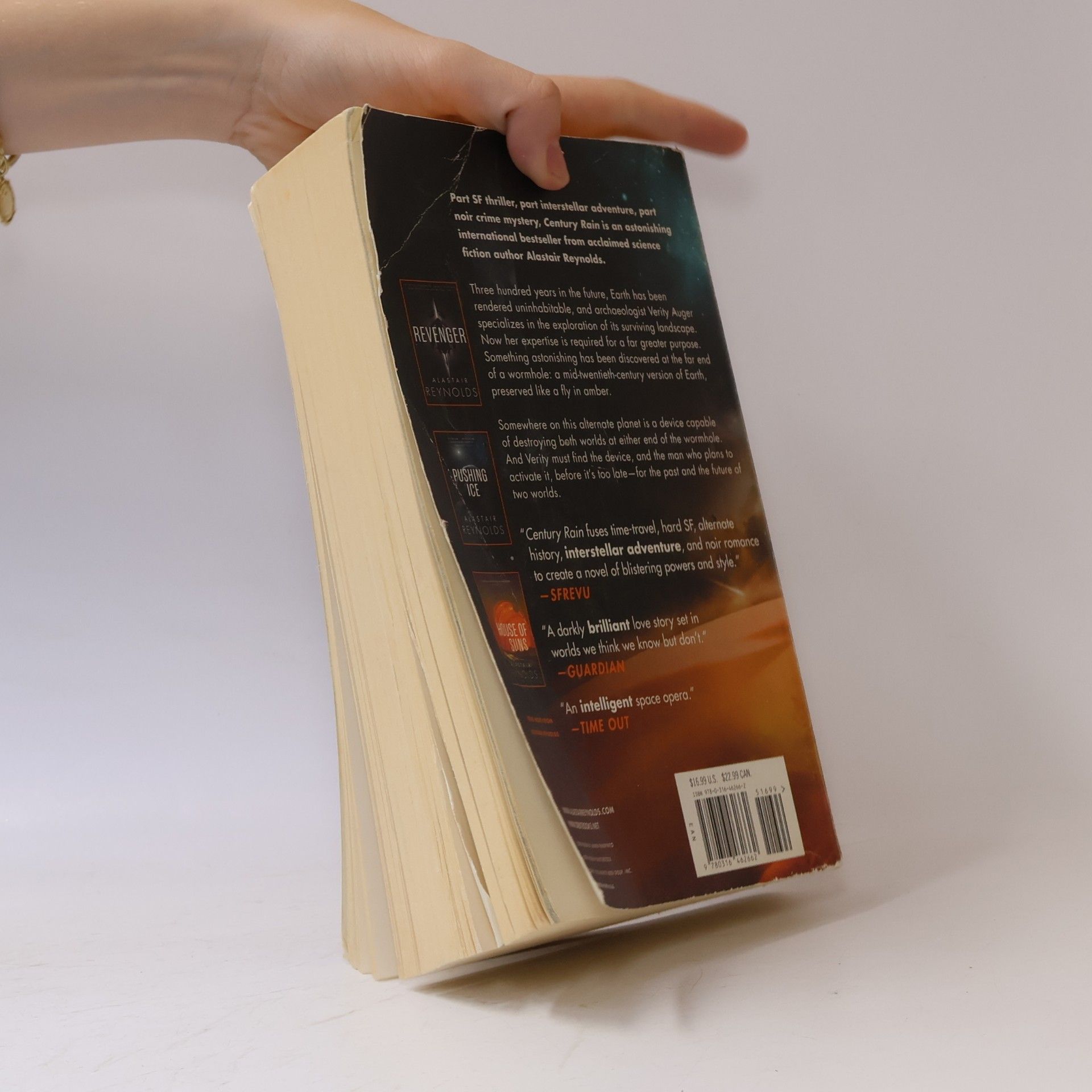 Alastair Reynolds Century Rain