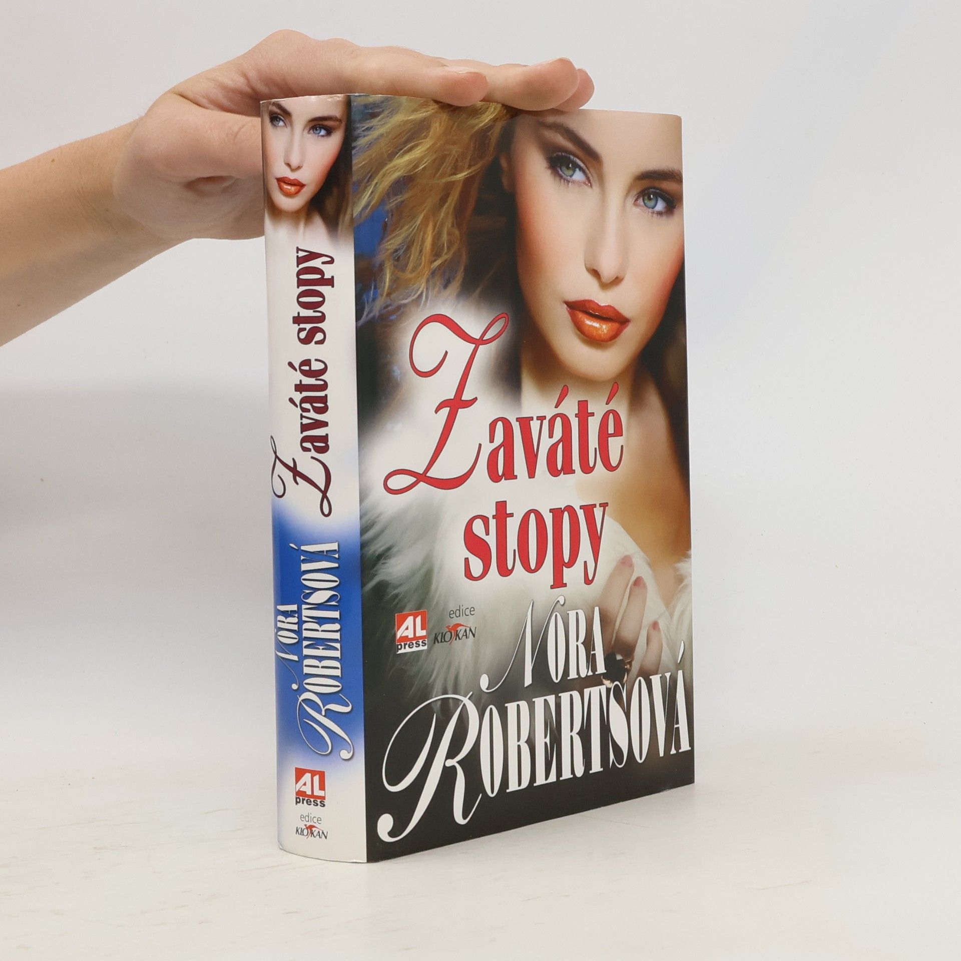 Nora Roberts Zaváté stopy