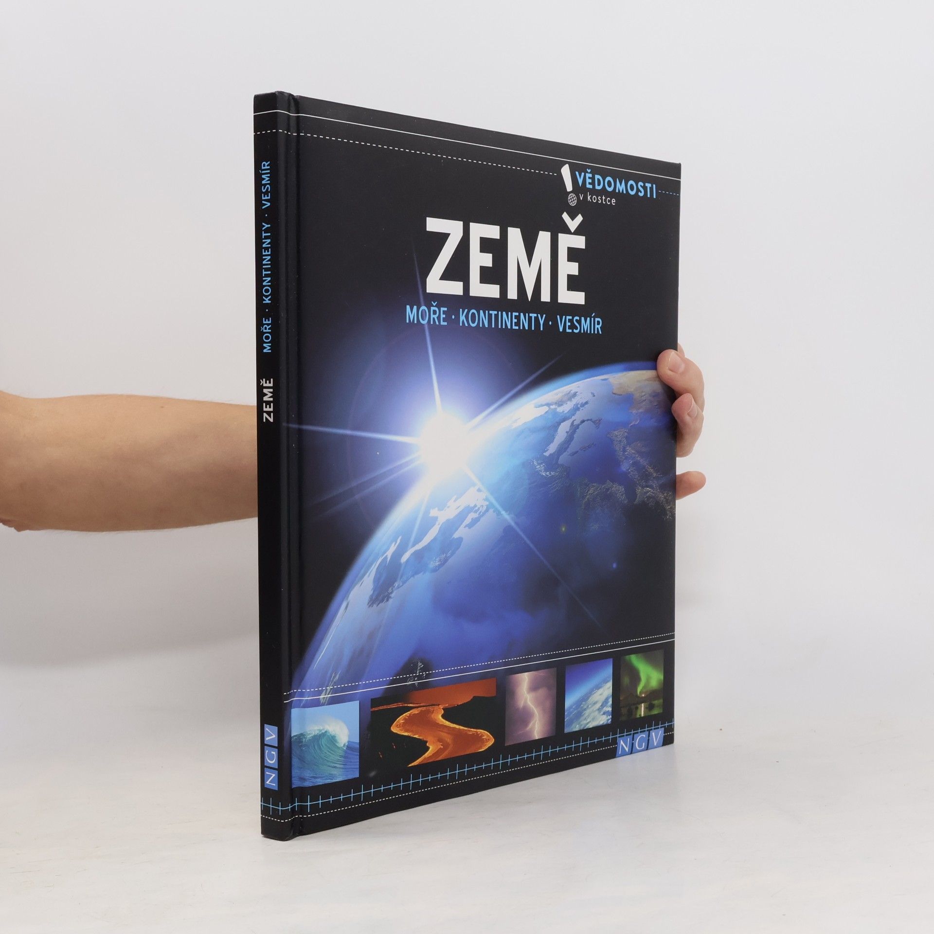 Various authors Země: moře, kontinenty, vesmír