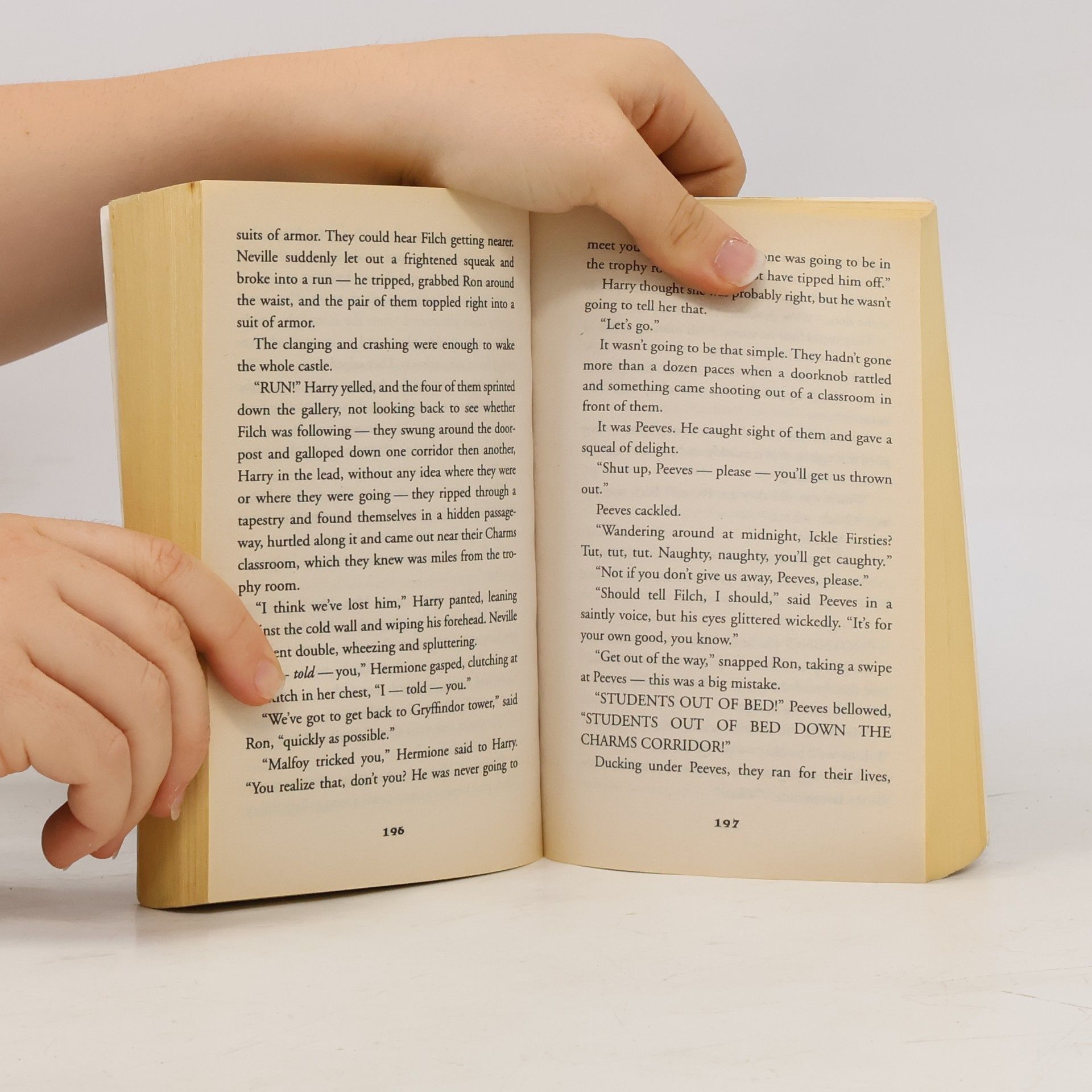 J. K. Rowling Harry Potter and the Sorcerer's Stone