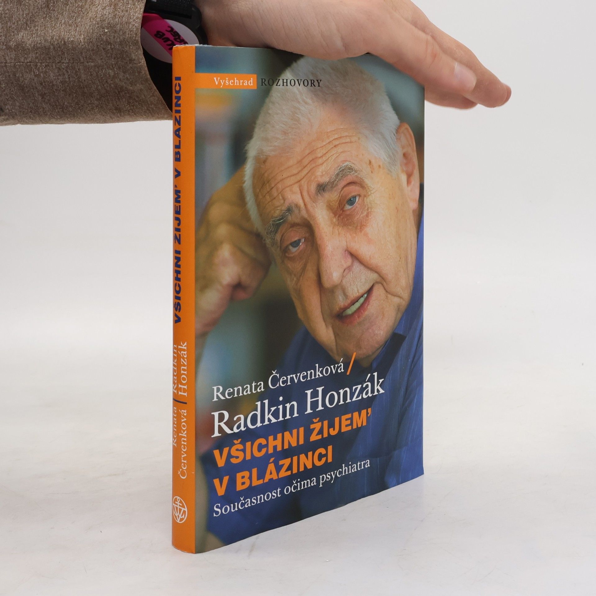Renata Červenková Všichni žijem' v blázinci