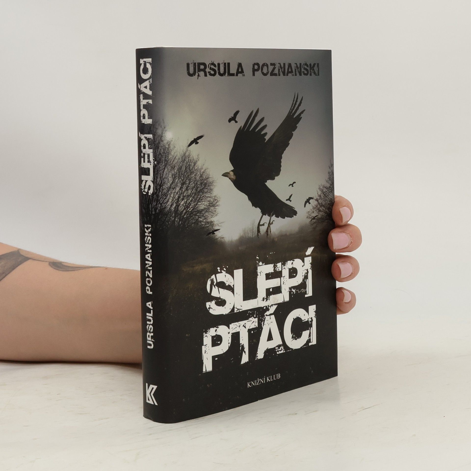 Ursula Poznanski Slepí ptáci